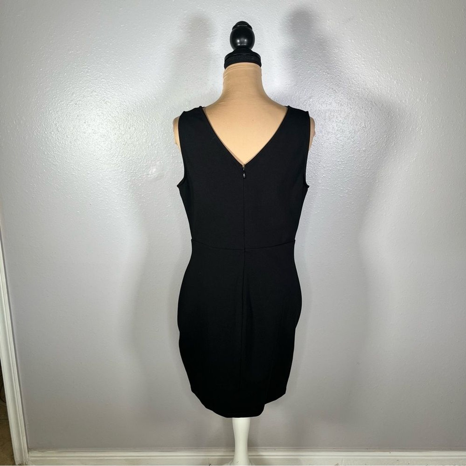 NWT Black scallop stretch bodycon mini dress L cocktail LBD feminine date night
