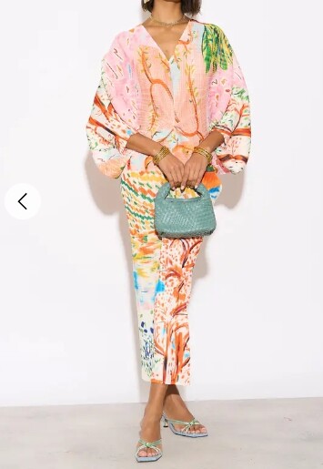 Leaves and Floral Scarf Pirnt Pleated Dress in Kimono sleeves in green pink