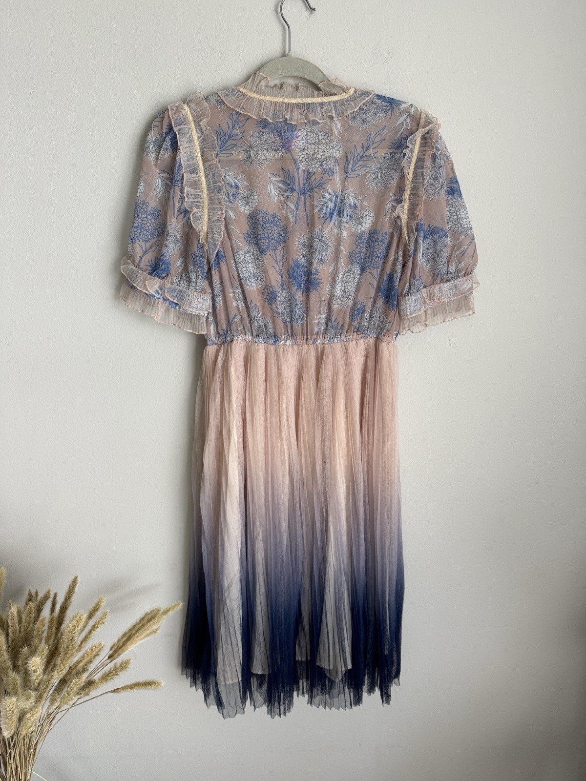 Chicwish Gradient Pleated Mesh Tulle Midi Dress Romantic Ruffle Size L NWT