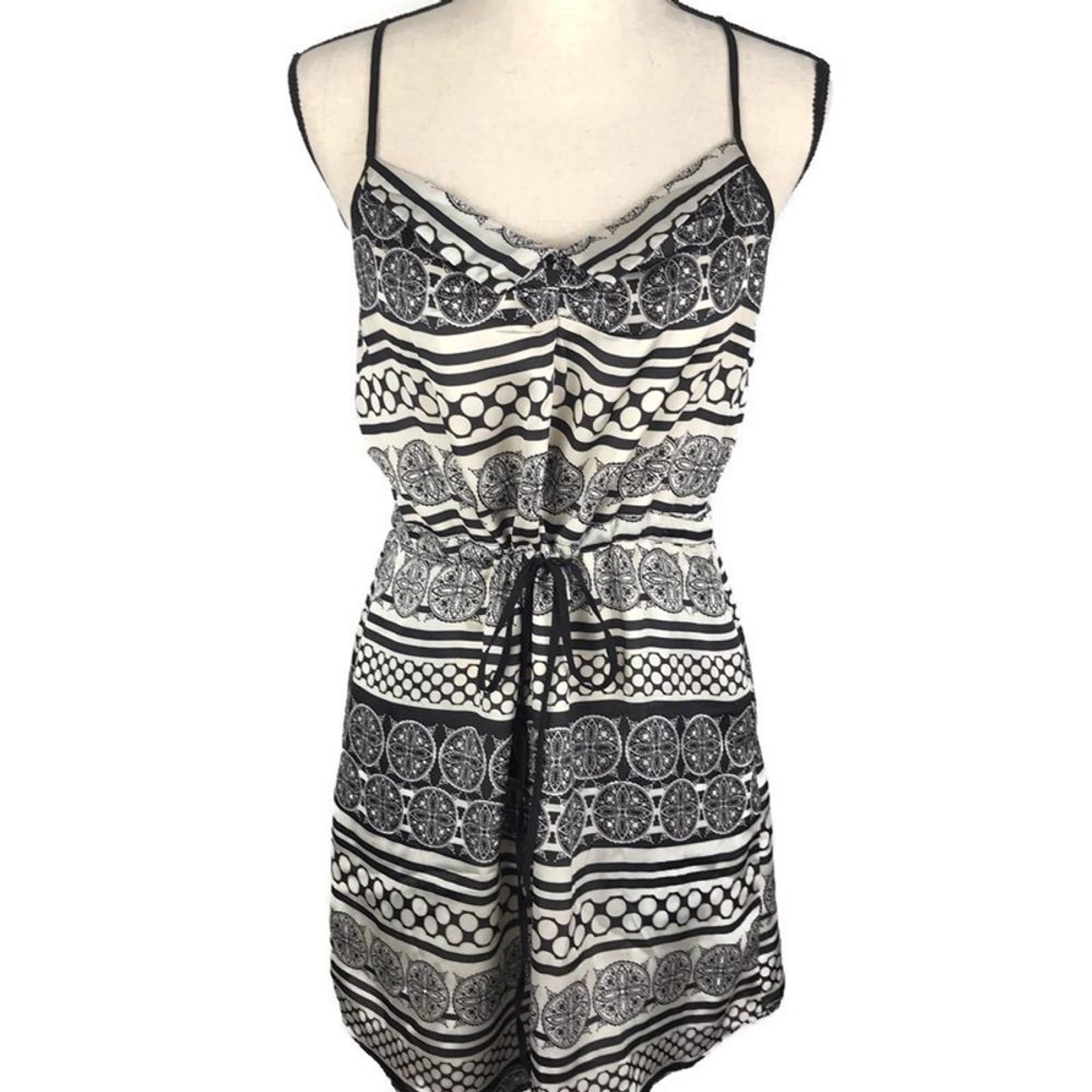 Forever 21 Spaghetti Strap Dress V-Neck Black Pockets Cinch Waist Womens Sz Sm