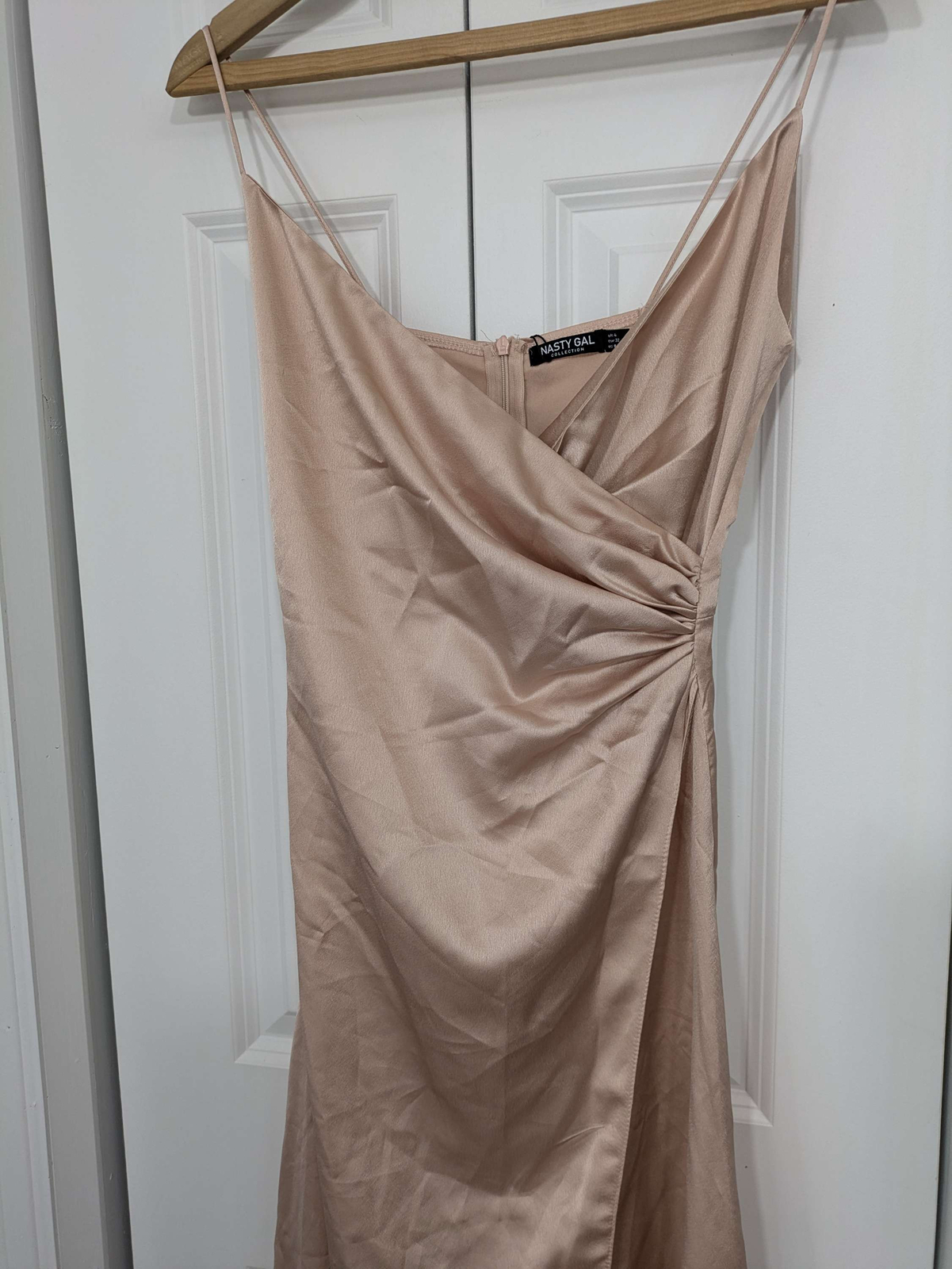 Nasty Gal NWT Women’s Size 0 Pencil Straight Slip Dress Beige Taupe Long