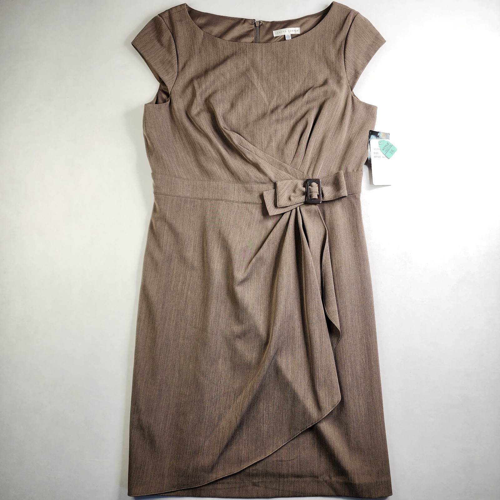 Sandra Darren Woman’s Size 16 XL Solid Light Fawn Dress Sleeveless Career Casual