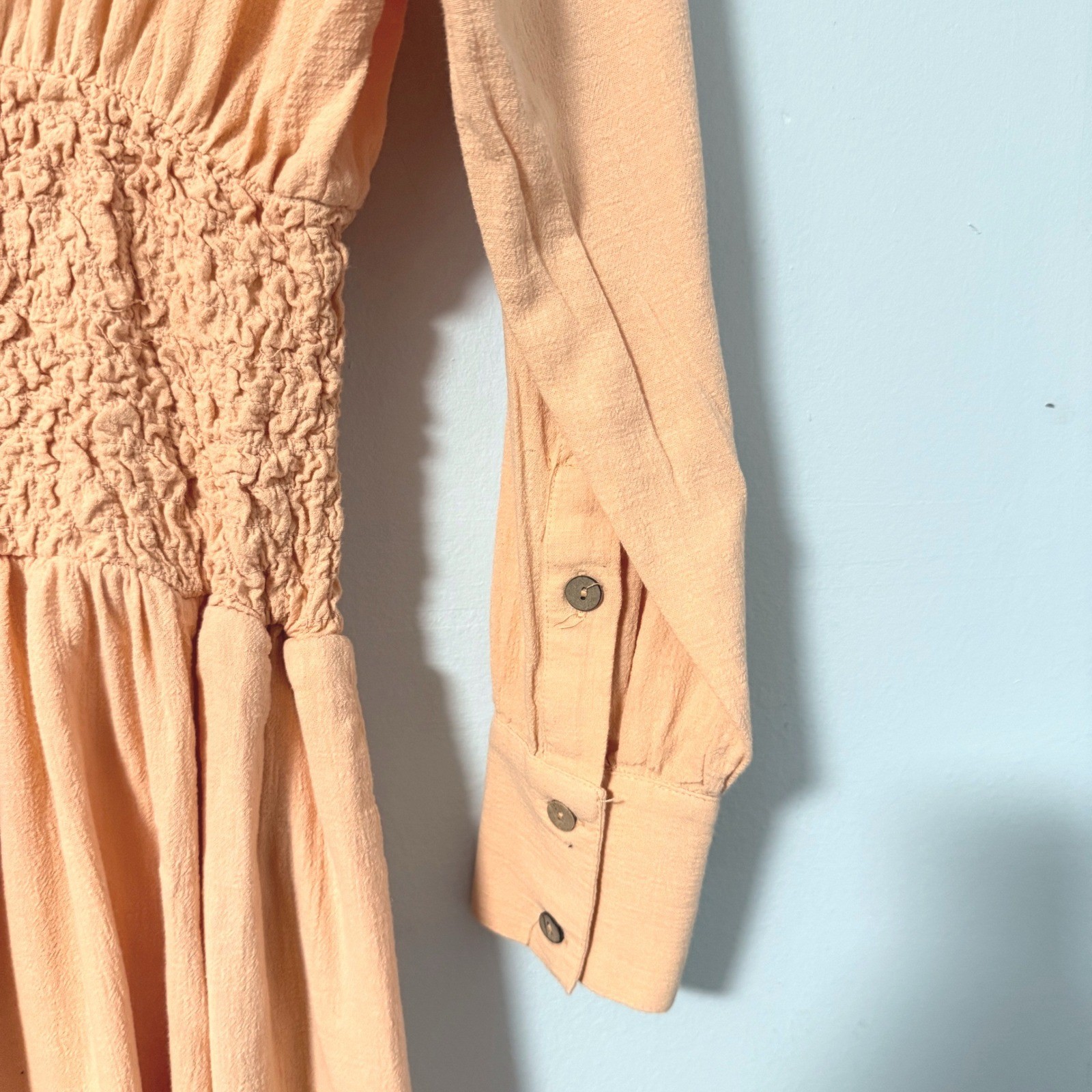 Free People Endless Summer Monika Peach Ruched Shirt Dress Smocked Waist XS Midi