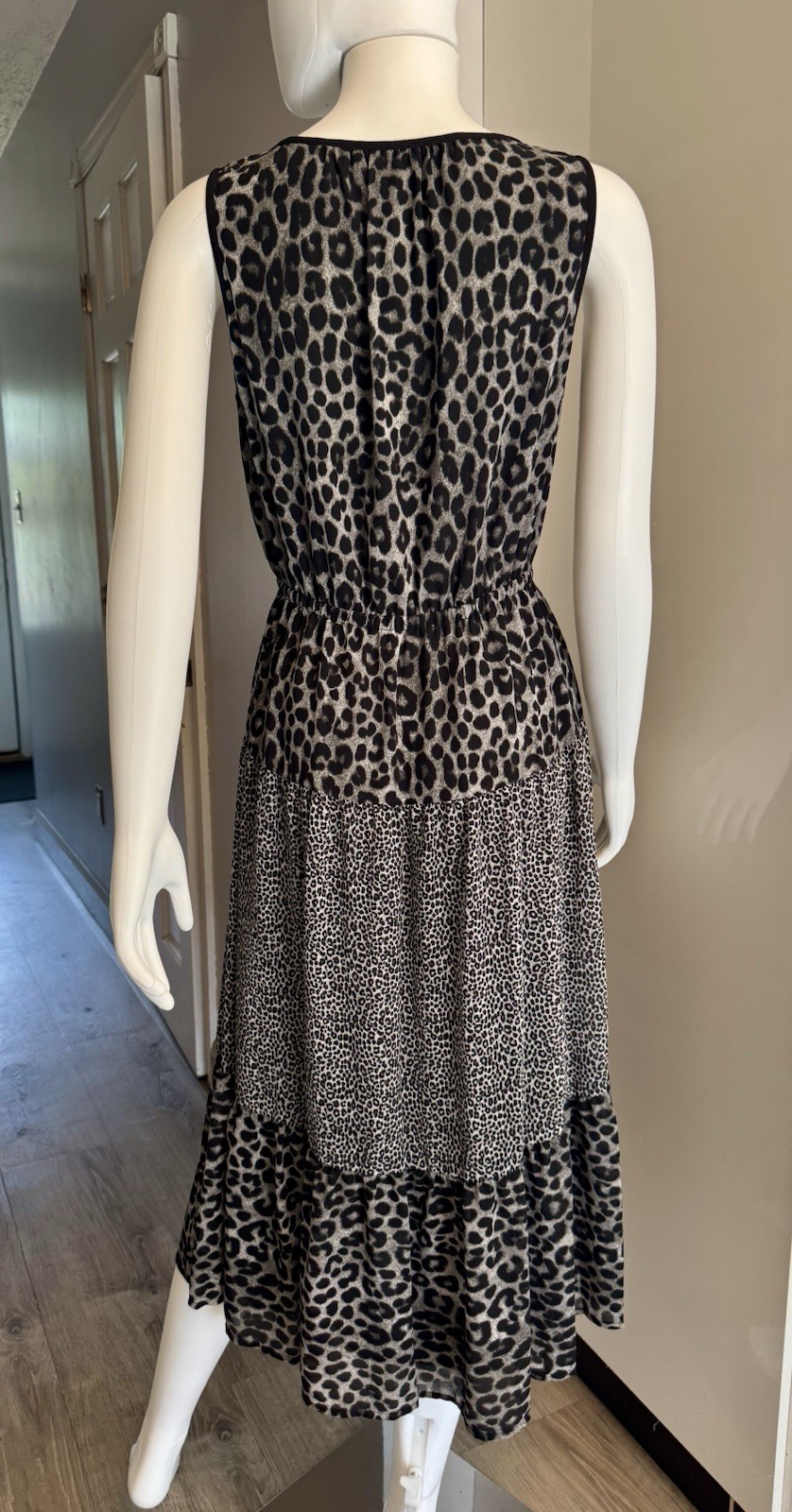 Michael Michael Kors Black Gray Leopard Knit Ruffle Elastic Waist Midi Dress S