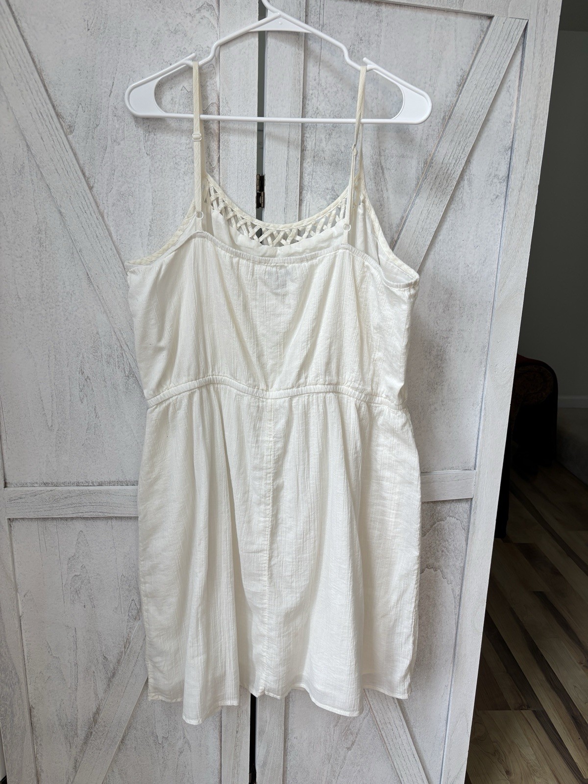 Old Navy Strappy Creme Dress Women’s XL Lined Adjustable Strap Boho Romantic