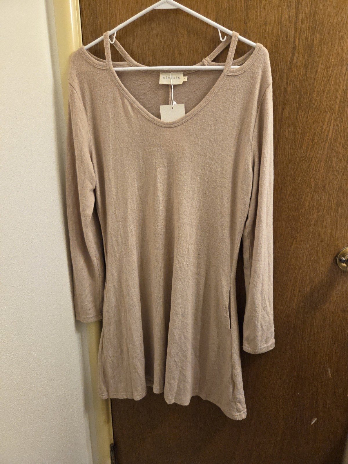 Ninexis Womens Xlarge Soft Fuzzy Tunic Or Sweater Dress Nwt Cutout Shoulder Boho