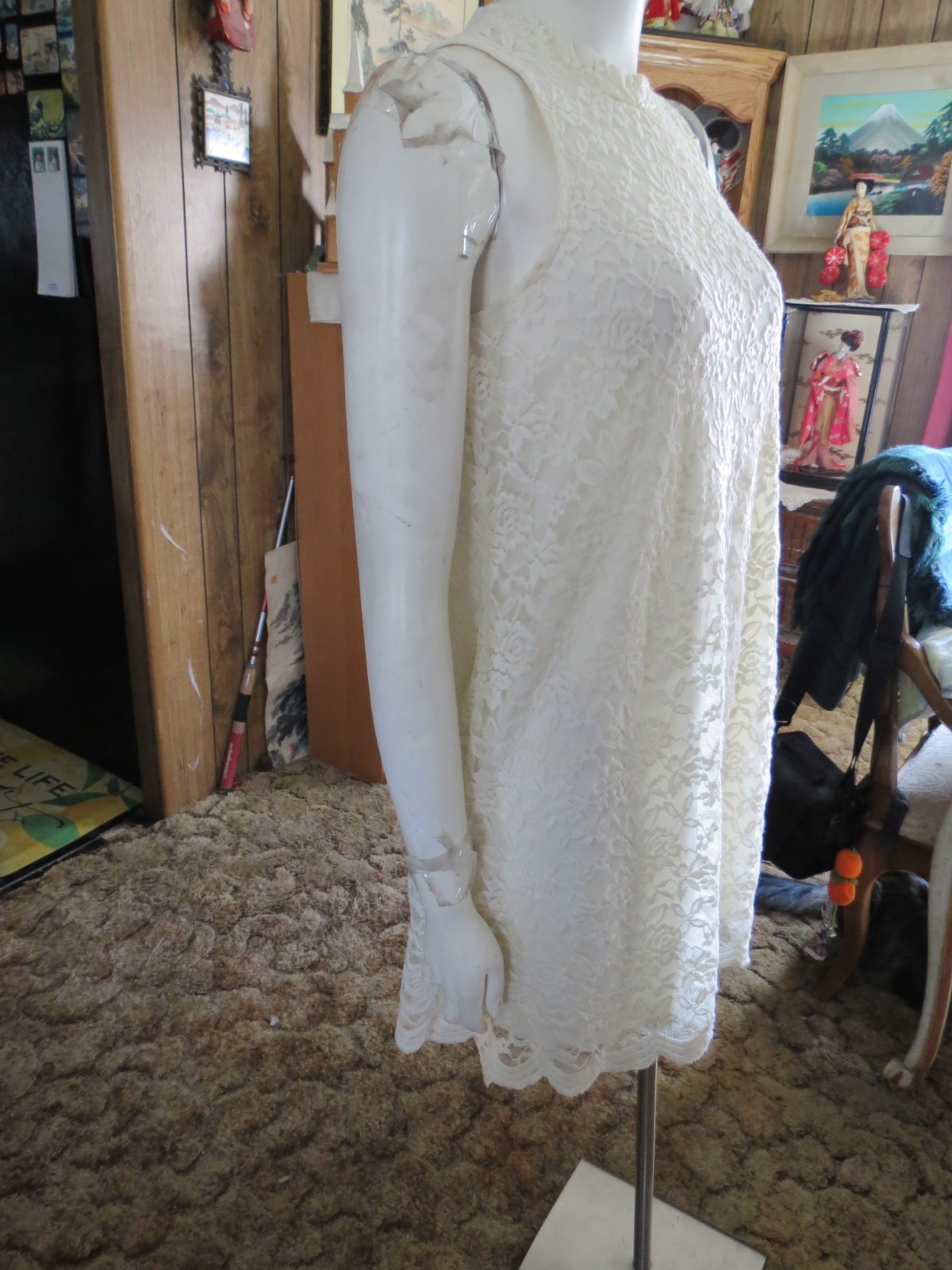NEW, BEAUTIFUL & STYLISH RUE 21 SOFT IVORY FLORAL LACE OVER LINING DRESS SZ M