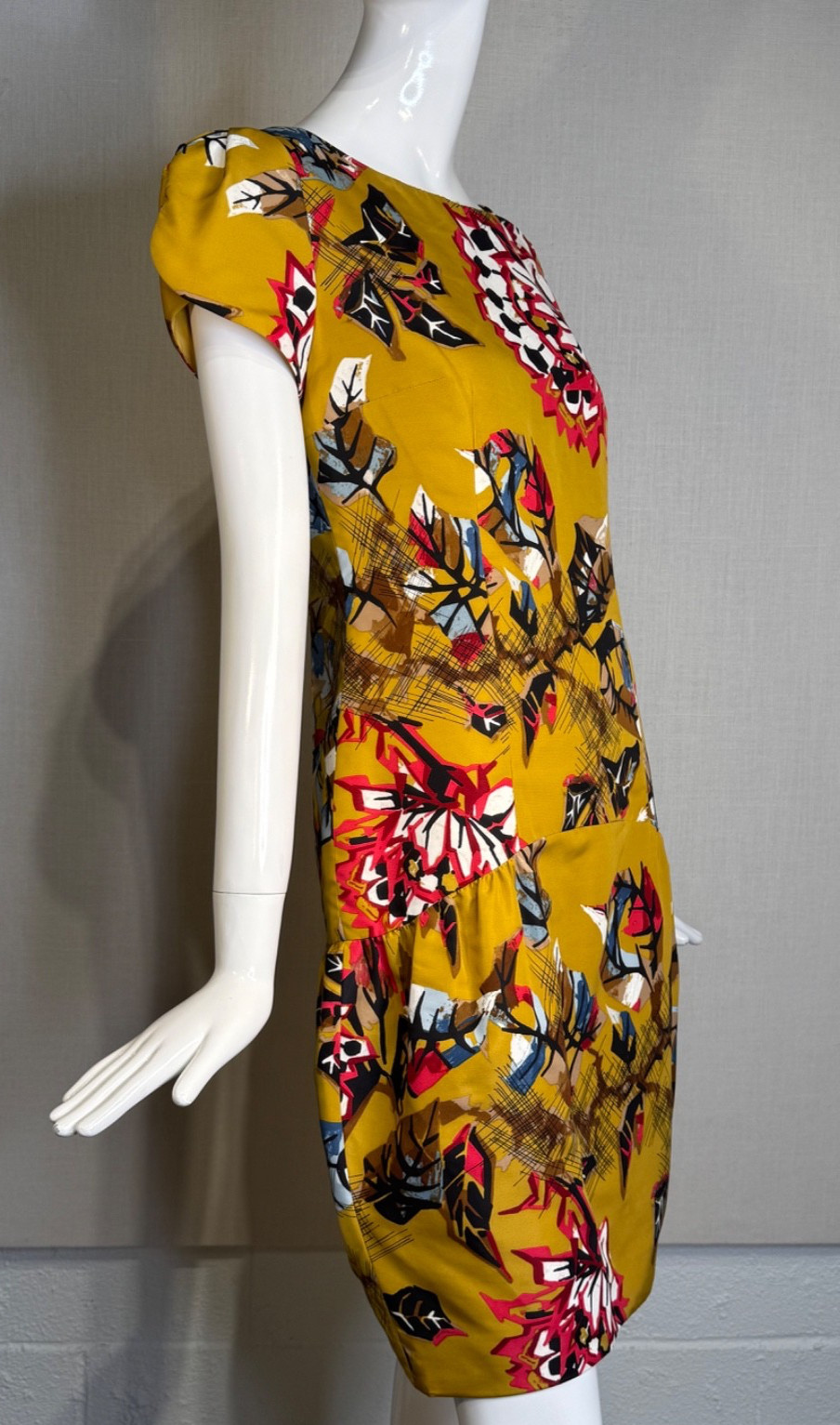 CAROLINA HERRERA Fall 2010 Stylized Floral Print Silk Faille Dress Size 6, NWOT