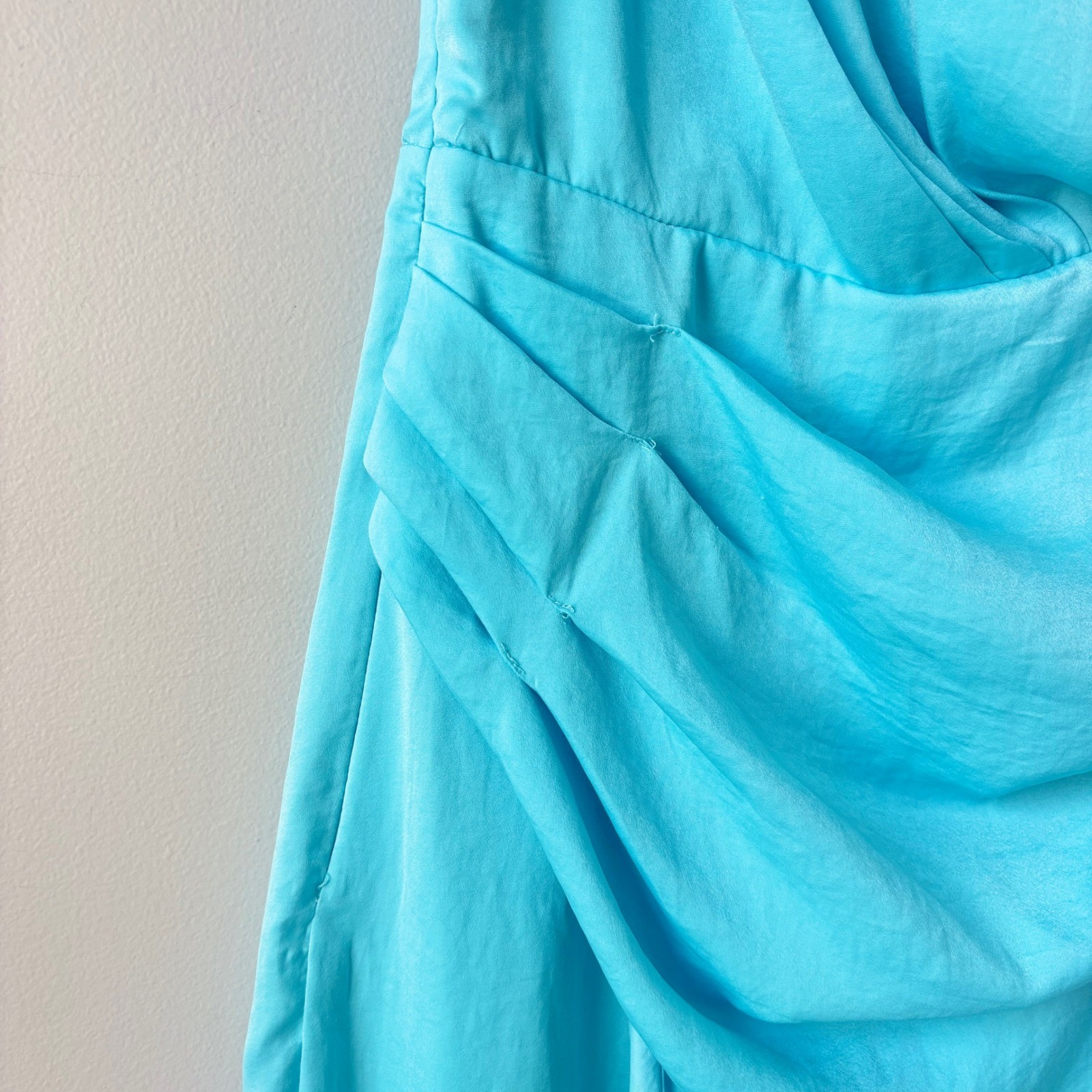 DO+BE Turquoise Blue One Shoulder Draped Ruched Tulip Midi Dress Sz Small NWT