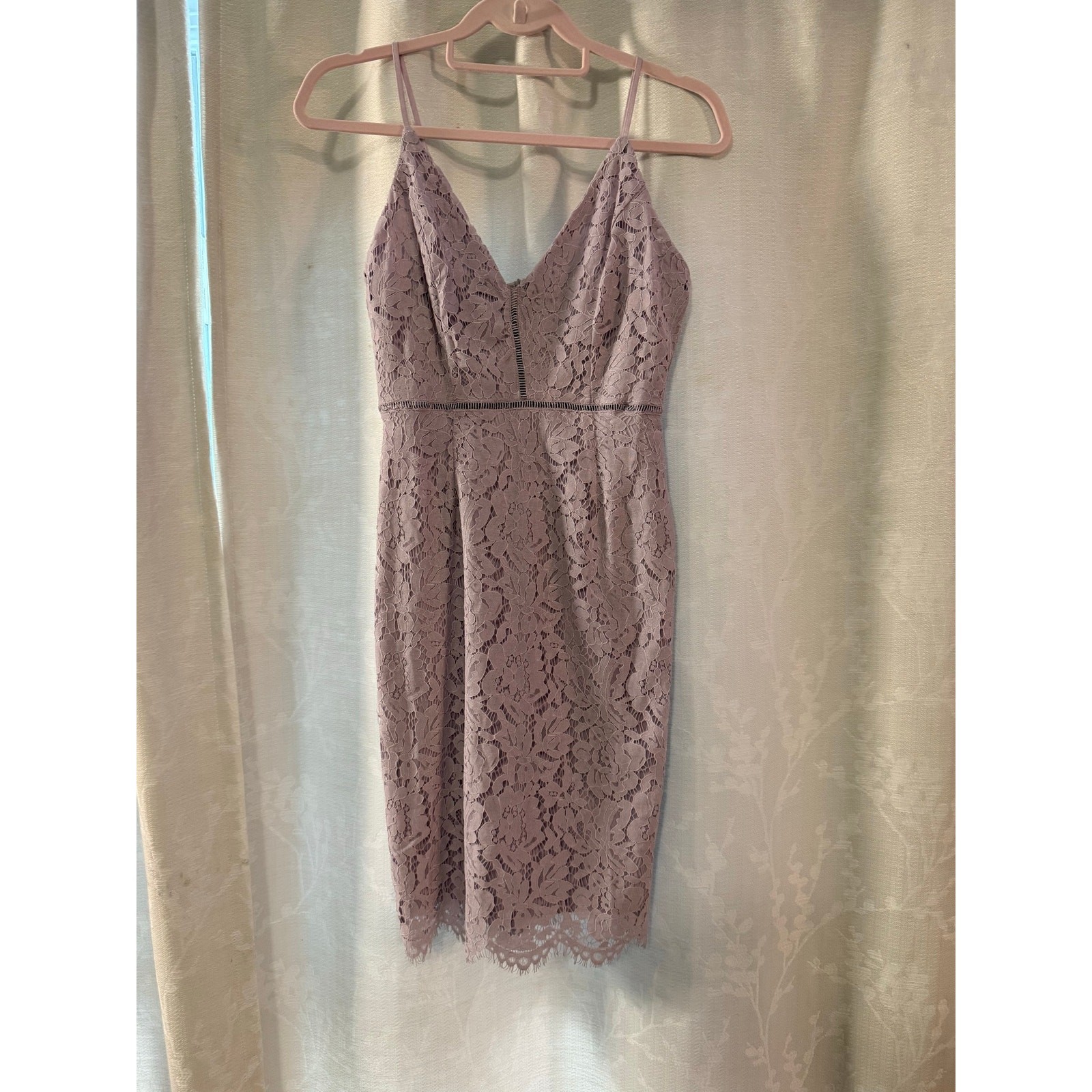 ASTR The Label Dusty Lavender Lace Midi Dress XS Spaghetti Strap Bodycon