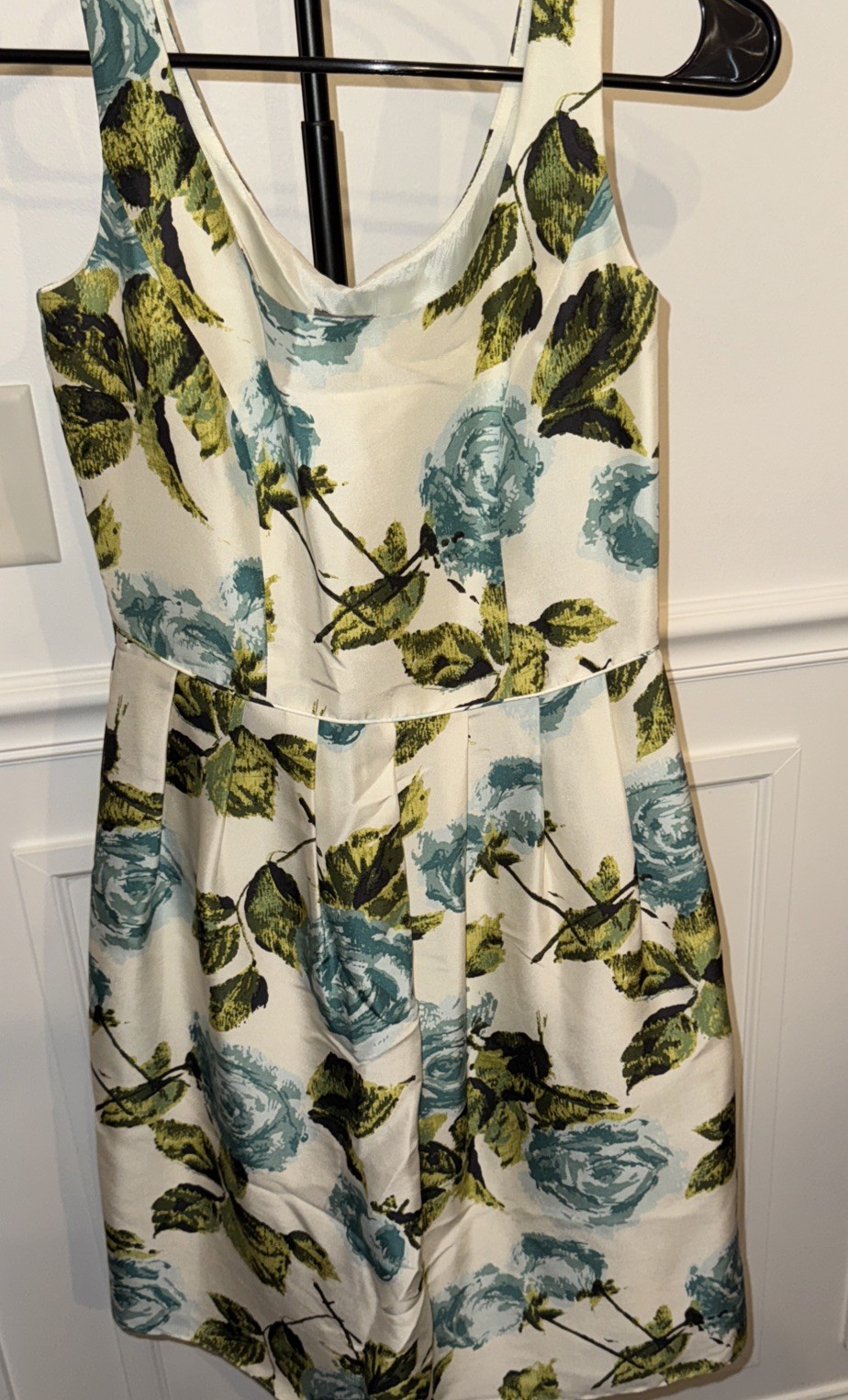 Ann Taylor 100% Silk Cream Dress With Blue Floral/ Size 0 Petite
