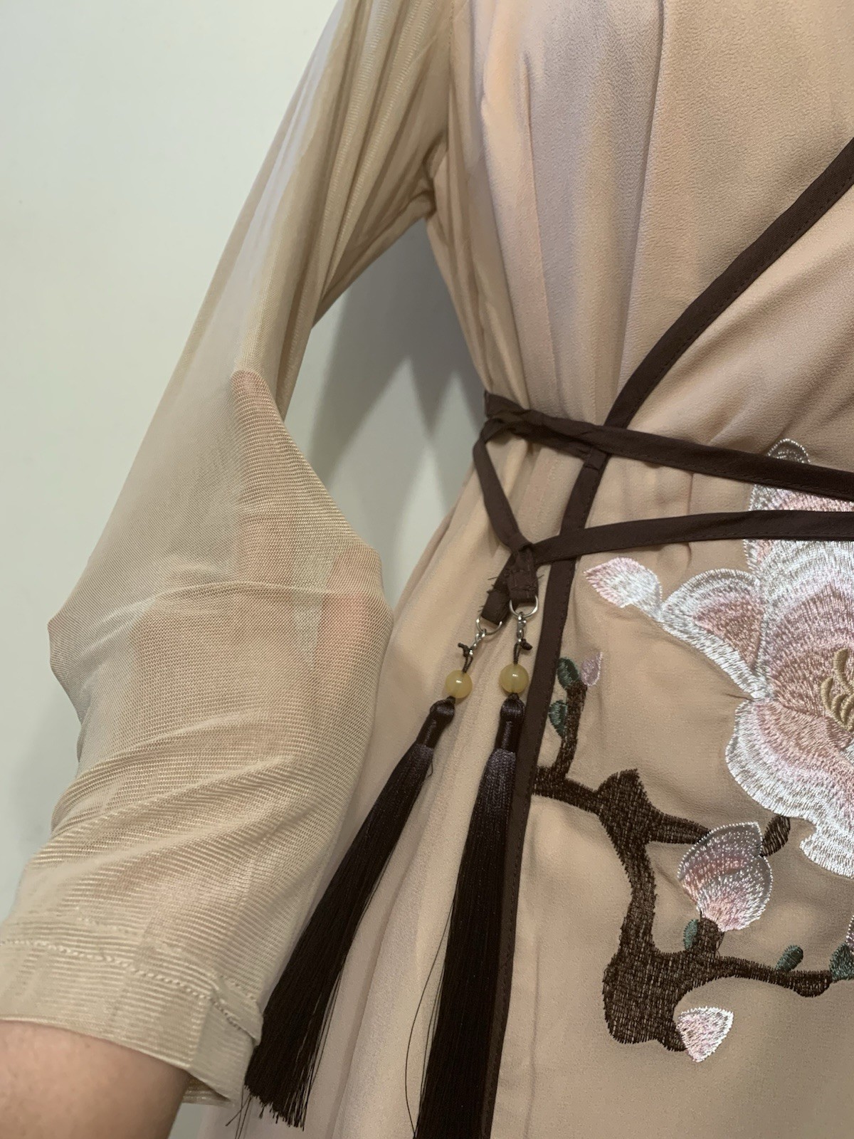 Hanfu dress beautiful embroidered flower Tassel bge Note: use ebay disc4Ad disc!