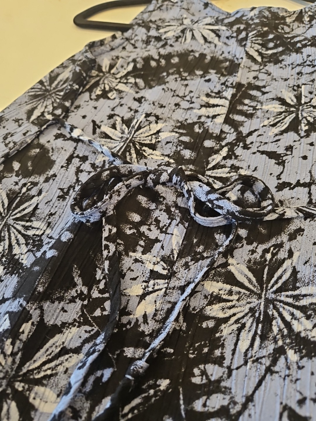 Vintage All That Jazz Strappy Floral Textured Sun Dress with tie waist Size 7/8
