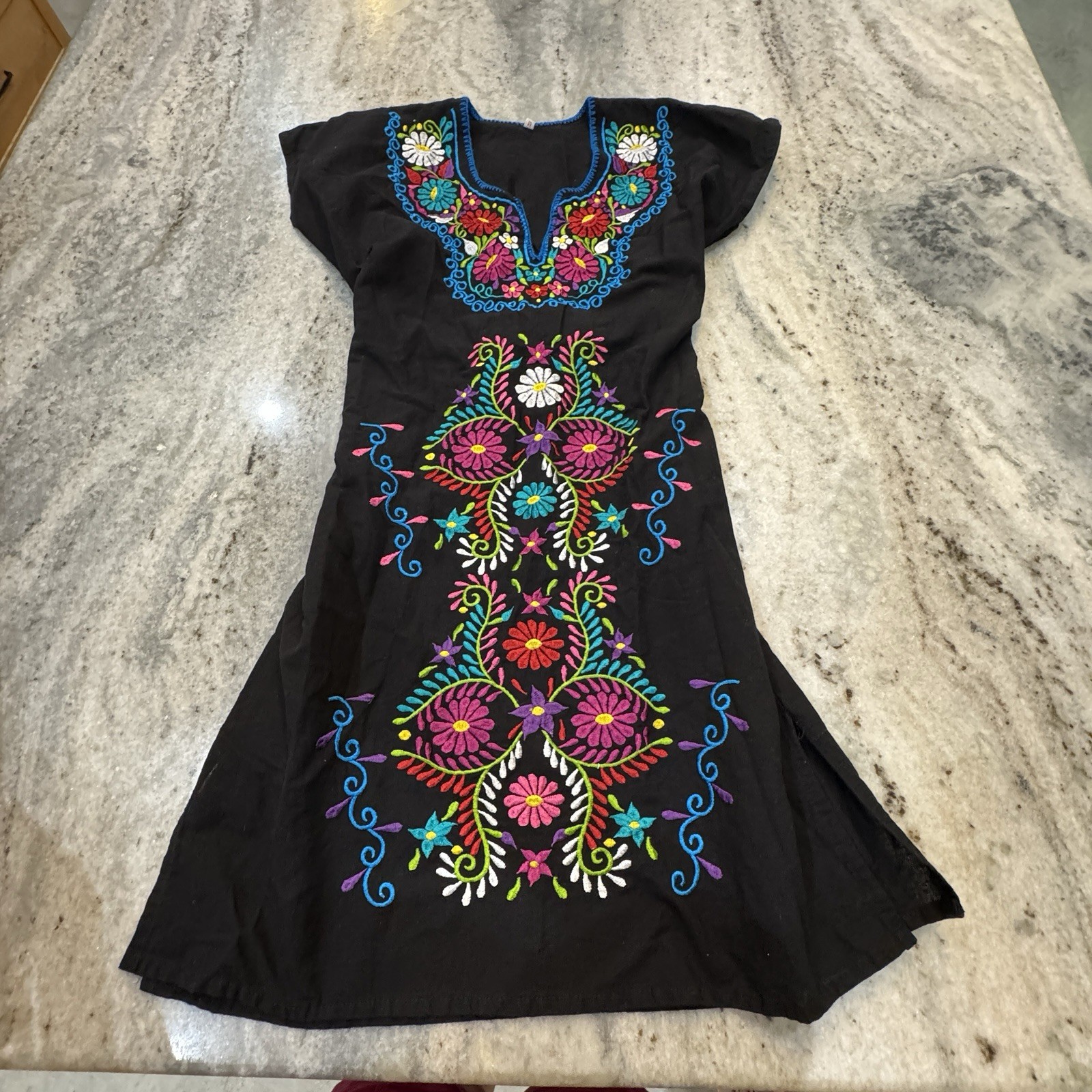Traditional Mexican Floral Embroidered Kimono Dress Black Tie Back Size M Boho