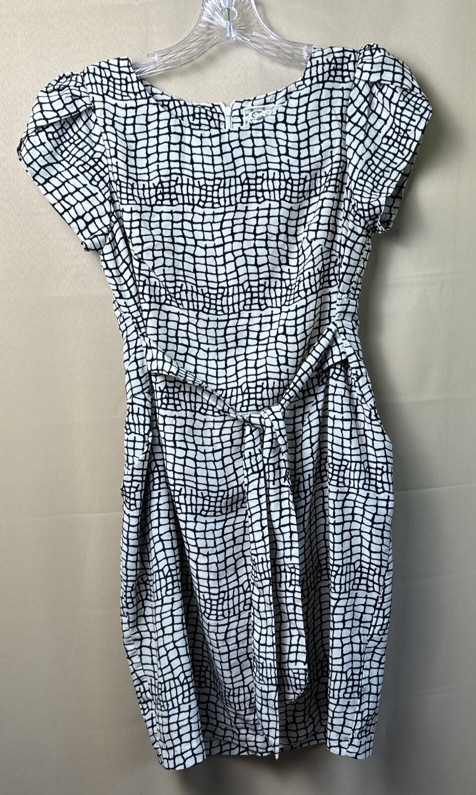 Pink Martini Dress Woman’s X-Small Tan And Black Above Knee Belted