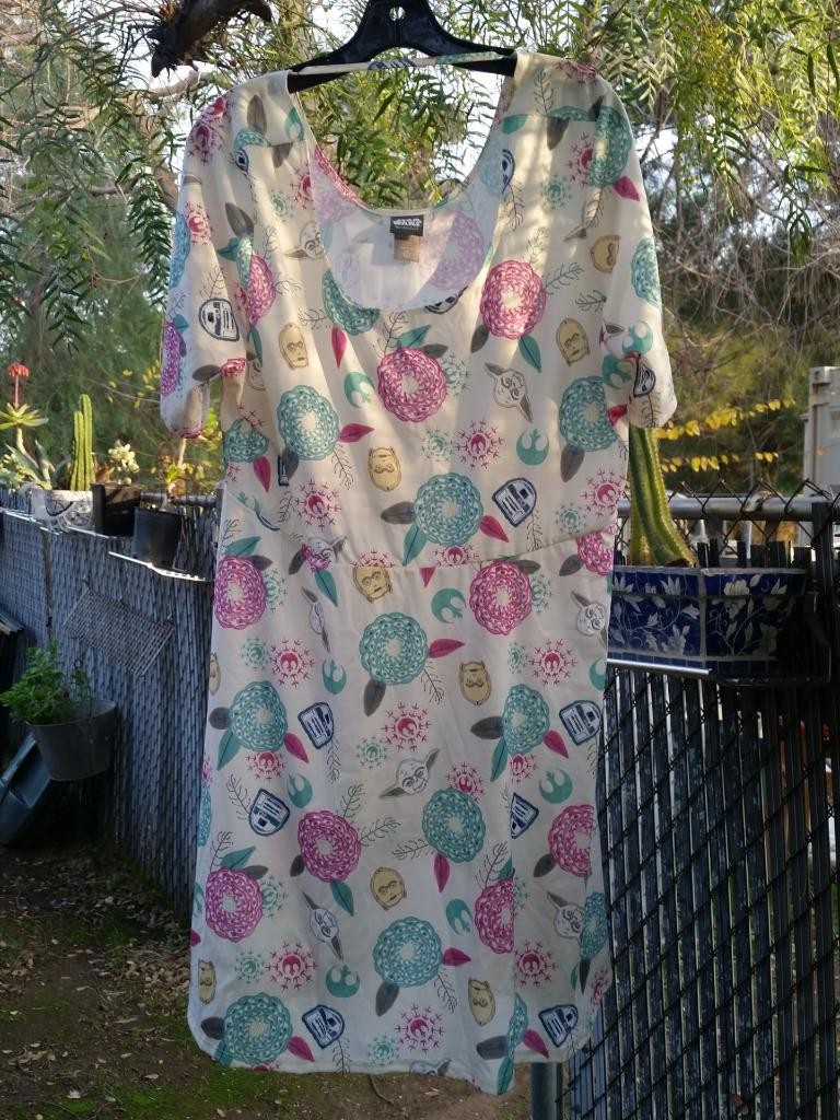 STAR WARS Her Universe Dress or Shirt 3x Irregular Used R2D2 C3PO Yoda