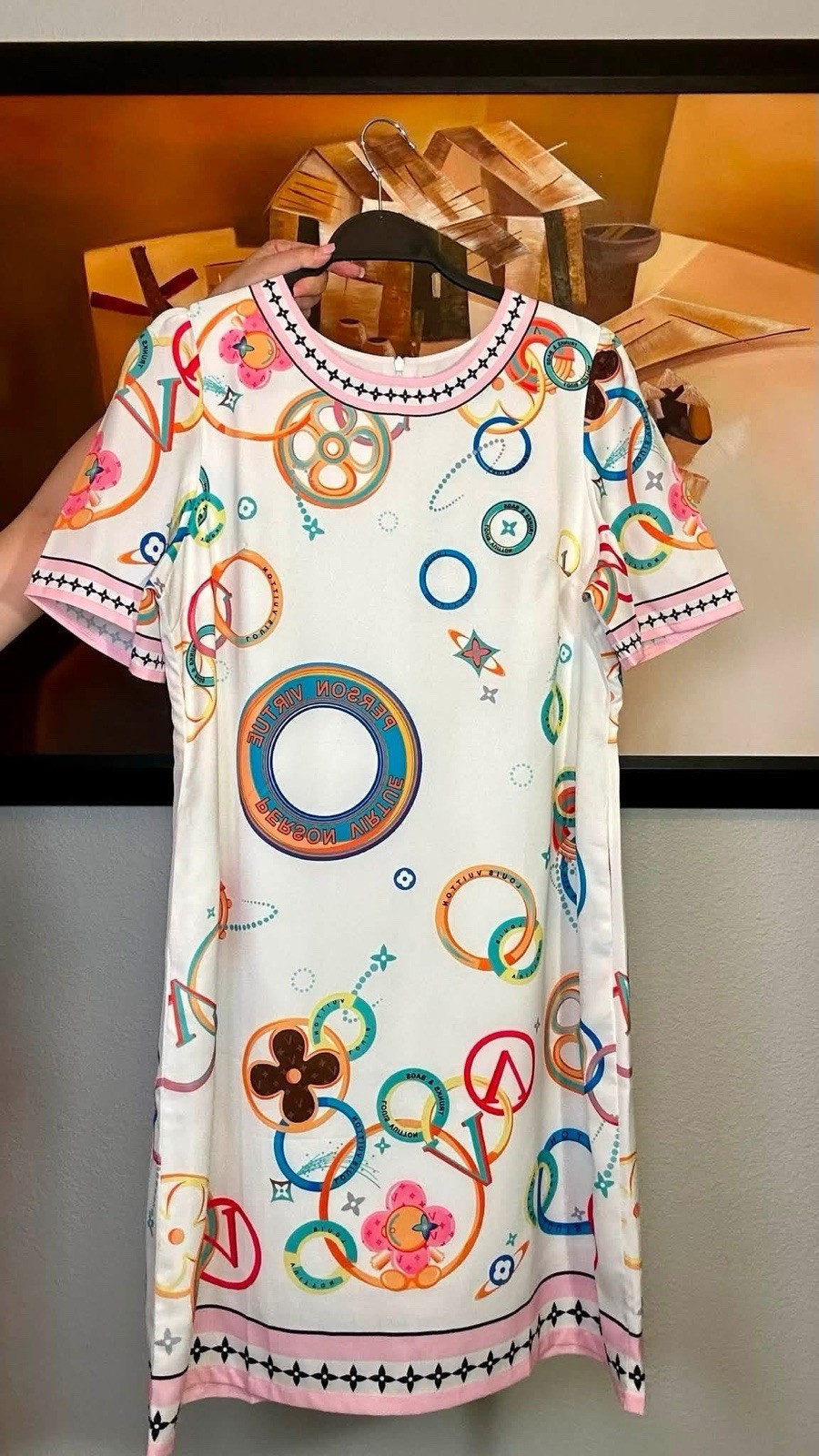 Women’s White/Multicolor Graphic Print Shift Dress Short Sleeve Crew Neck