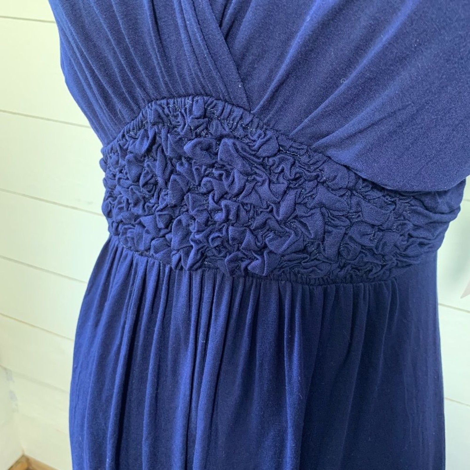 Gilli Navy Blue Empire Waist Dress Small NWT Stretch V Neck Cap Sleeve Mini