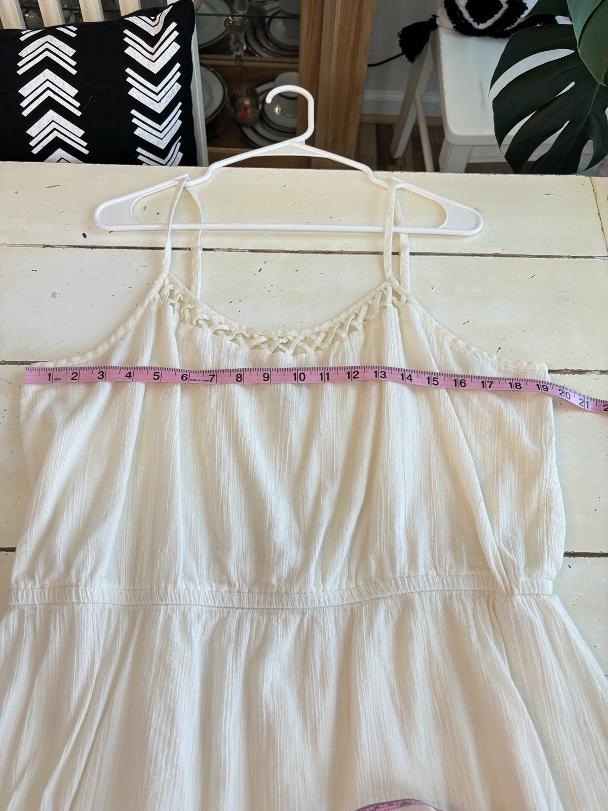 Old Navy Strappy Creme Dress Women’s XL Lined Adjustable Strap Boho Romantic