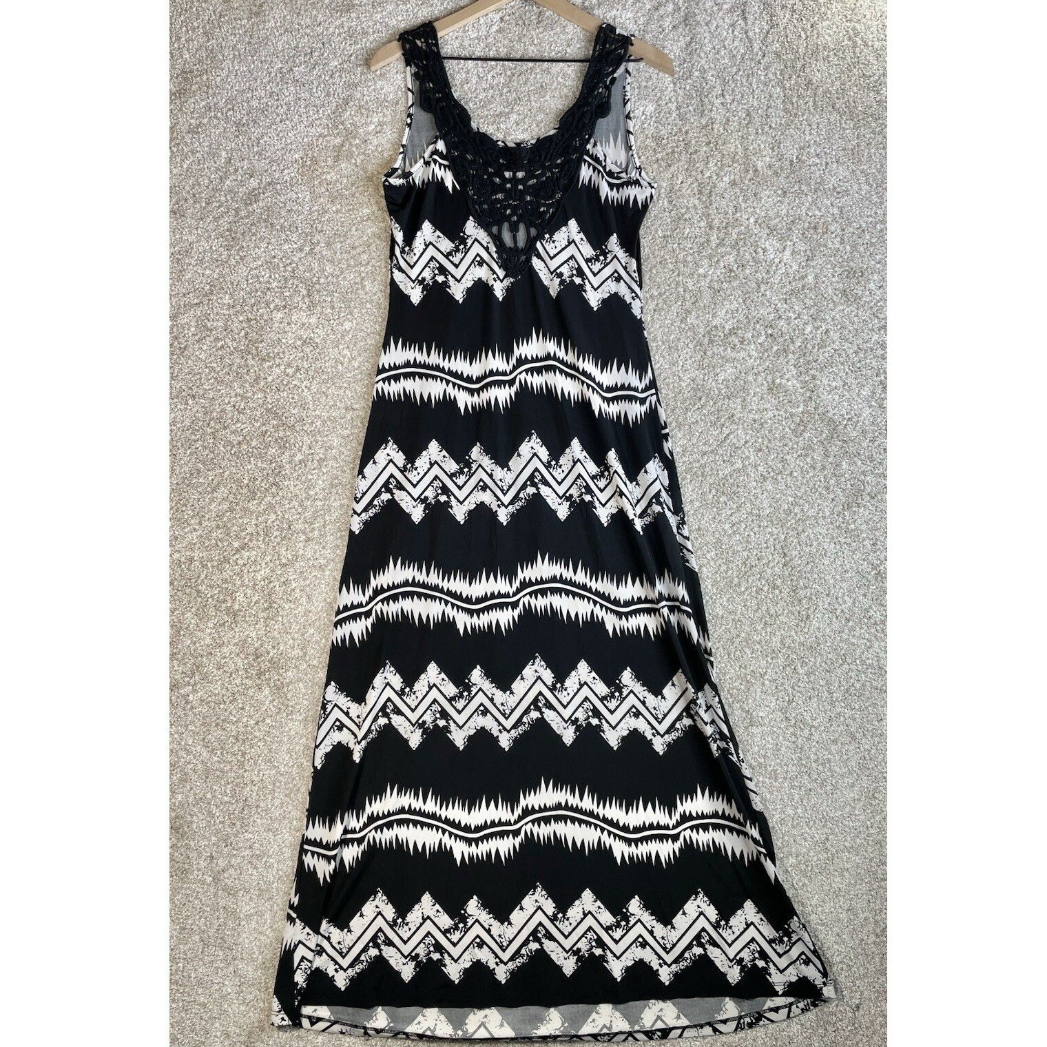 Catch My I Maxi Dress Womens XL Black White Chevron Crochet Back Sleeveless Boho