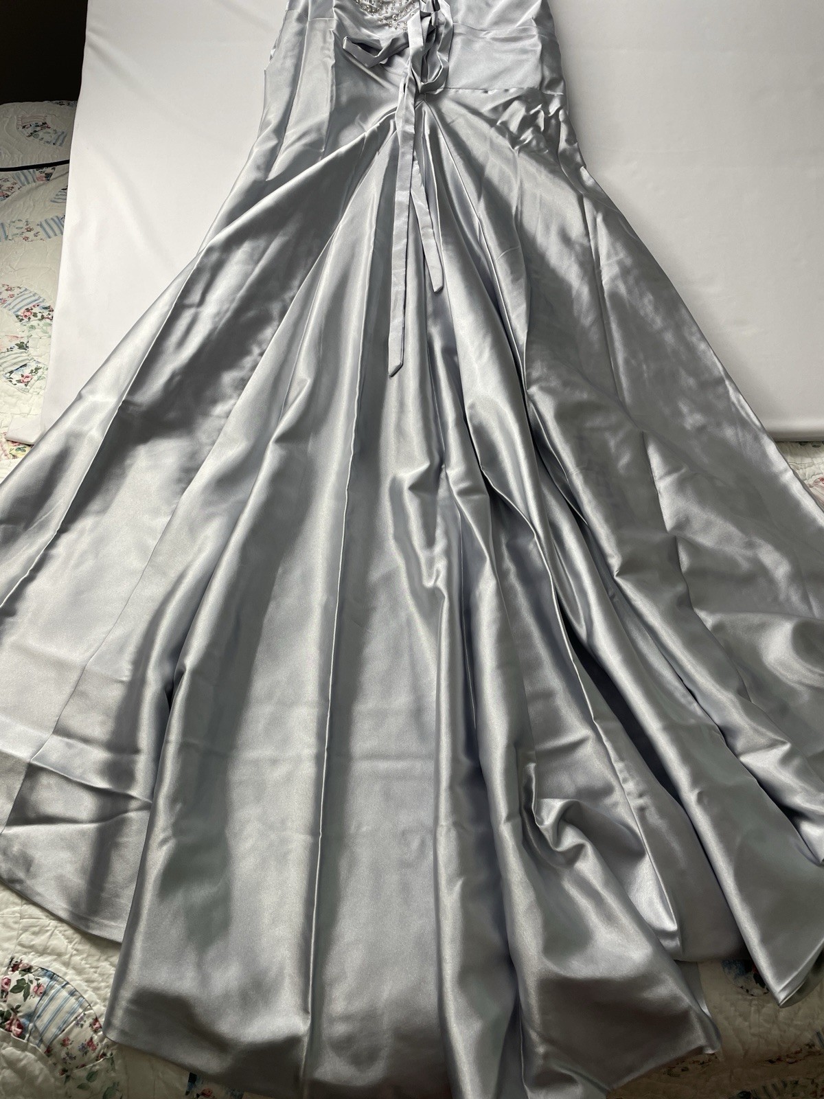 CUSTOM HAND MADE SATIN FORMAL EVENING PROM GOWN DRESS Size 4 – Beaded, Corset