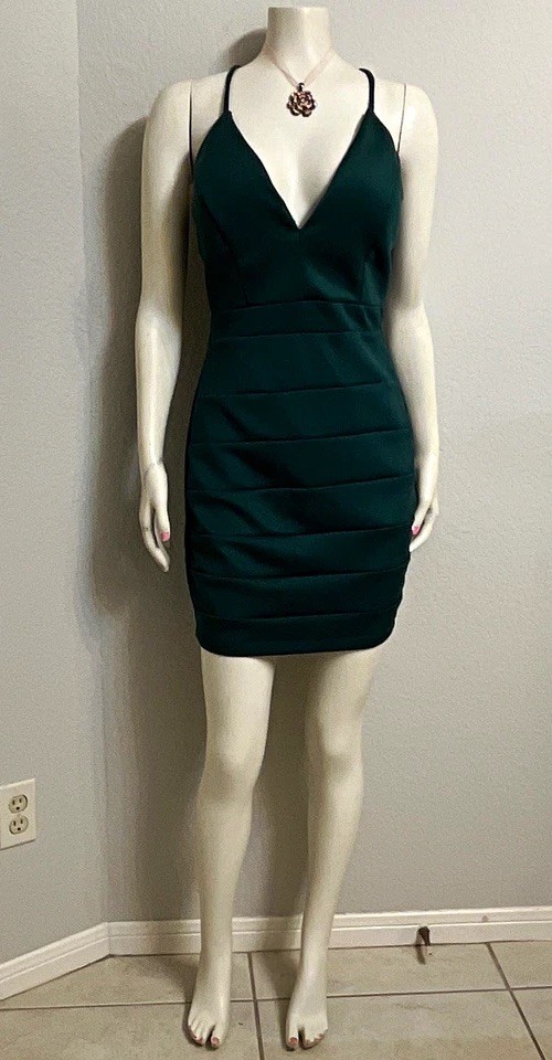Emerald Sundae Green Ruched Lace Open Back Bodycon V-Neck Mini Dress L