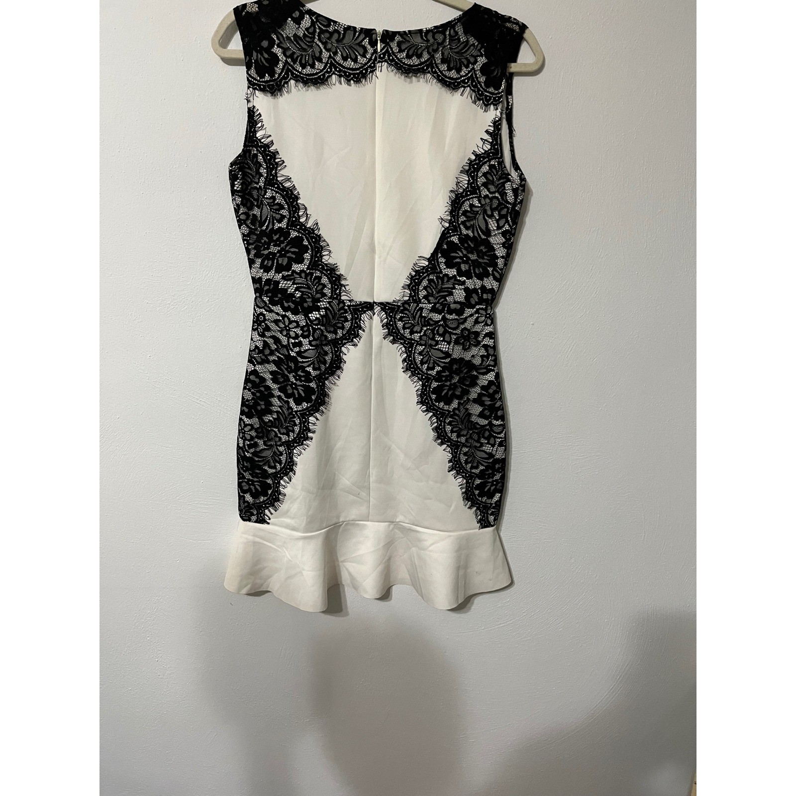 Romantic White Black Lace Overlay Ruffle Hem Sleeveless Bodycon Dress Wedding