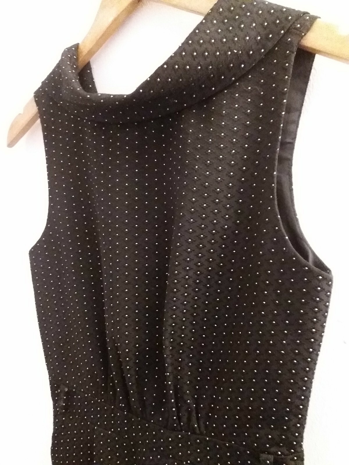 WAREHOUSE DRESS SIZE 8 BLACK SCOOP NECK LOW BACK Shift Black Spotty White Cc
