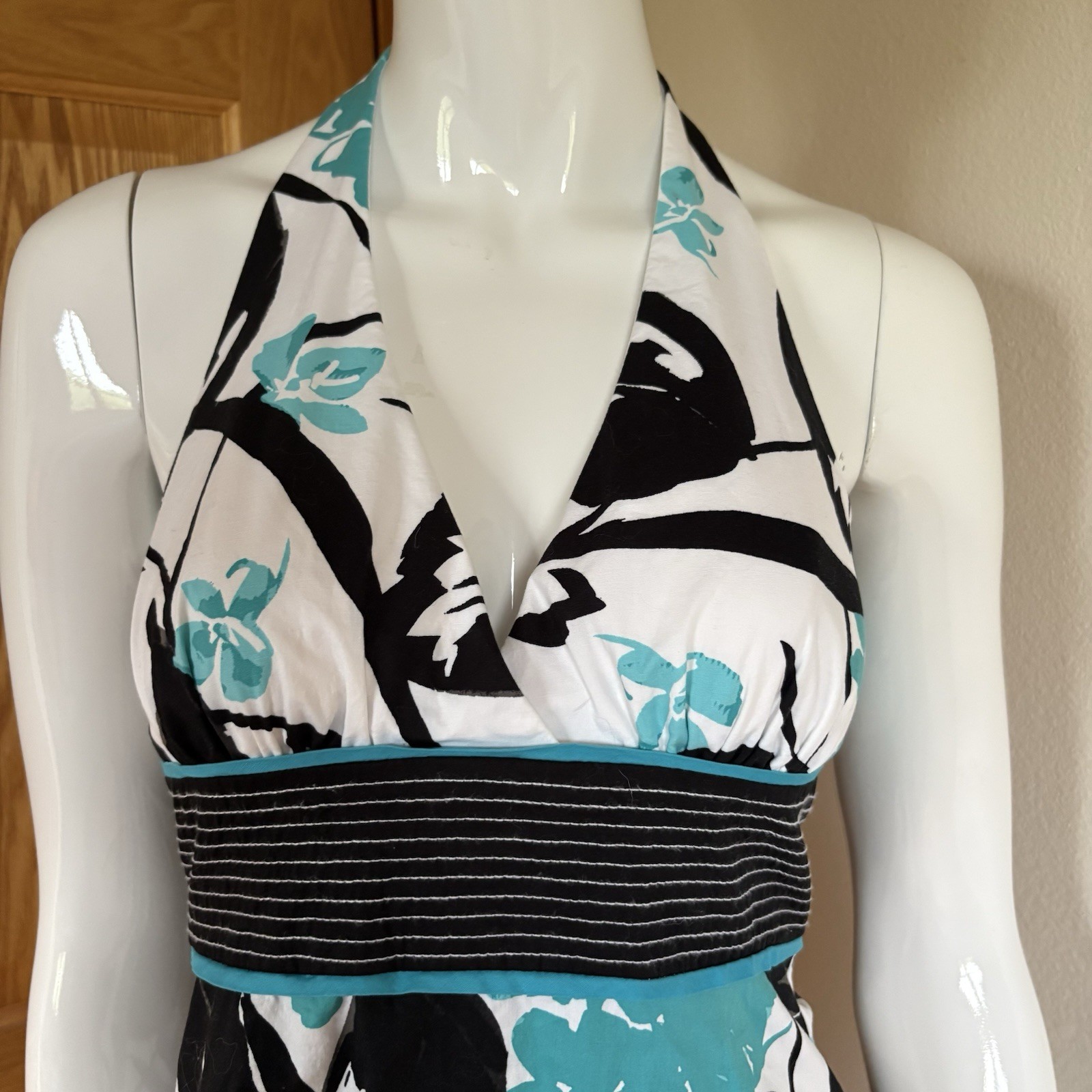Speechless Black/White/Blue Floral Fit & Flare V-Neck Halter Dress