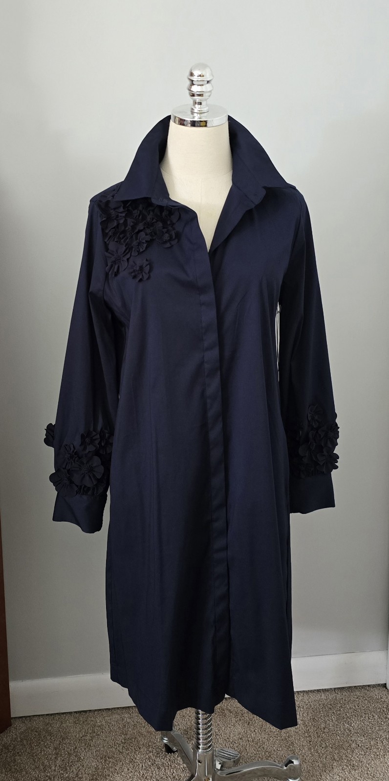 NWT CHICO’S DRESS 3D FLORAL APPLIQUE BUTTON CLOSURE LS NAVY 0.5 US 6 $159