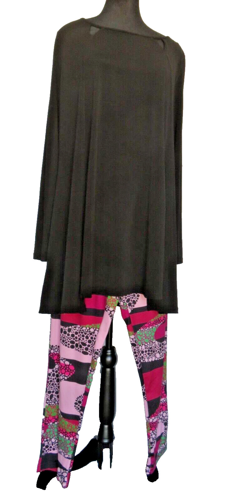 LBISSE® Black Tunic With Retro Print Leggings Multi-Color Pinks Grays Size Large