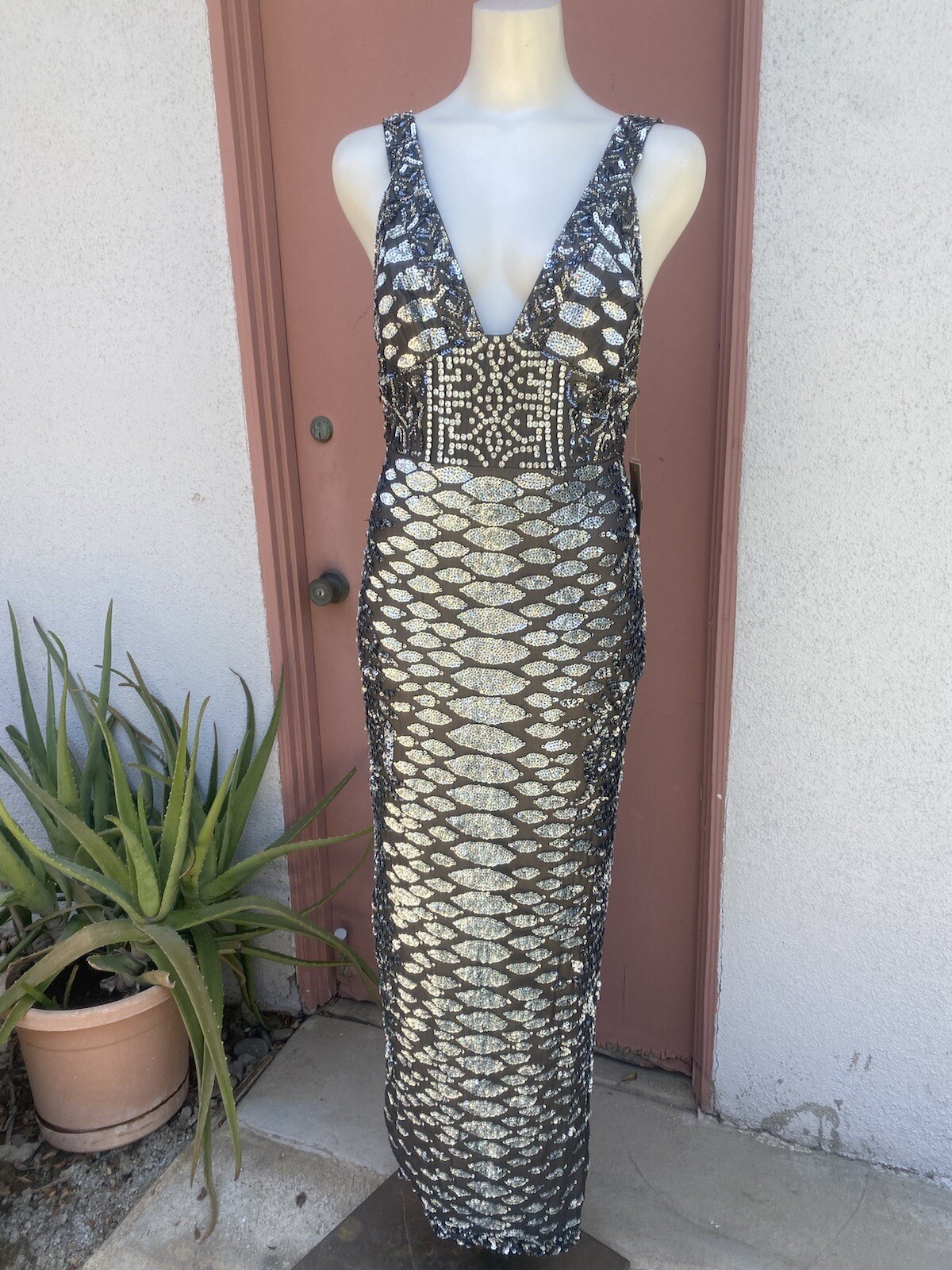 💕 Mandalay Dress Evening Cocktails Dress Size 8 Bodycon 🔥 Epic NWT