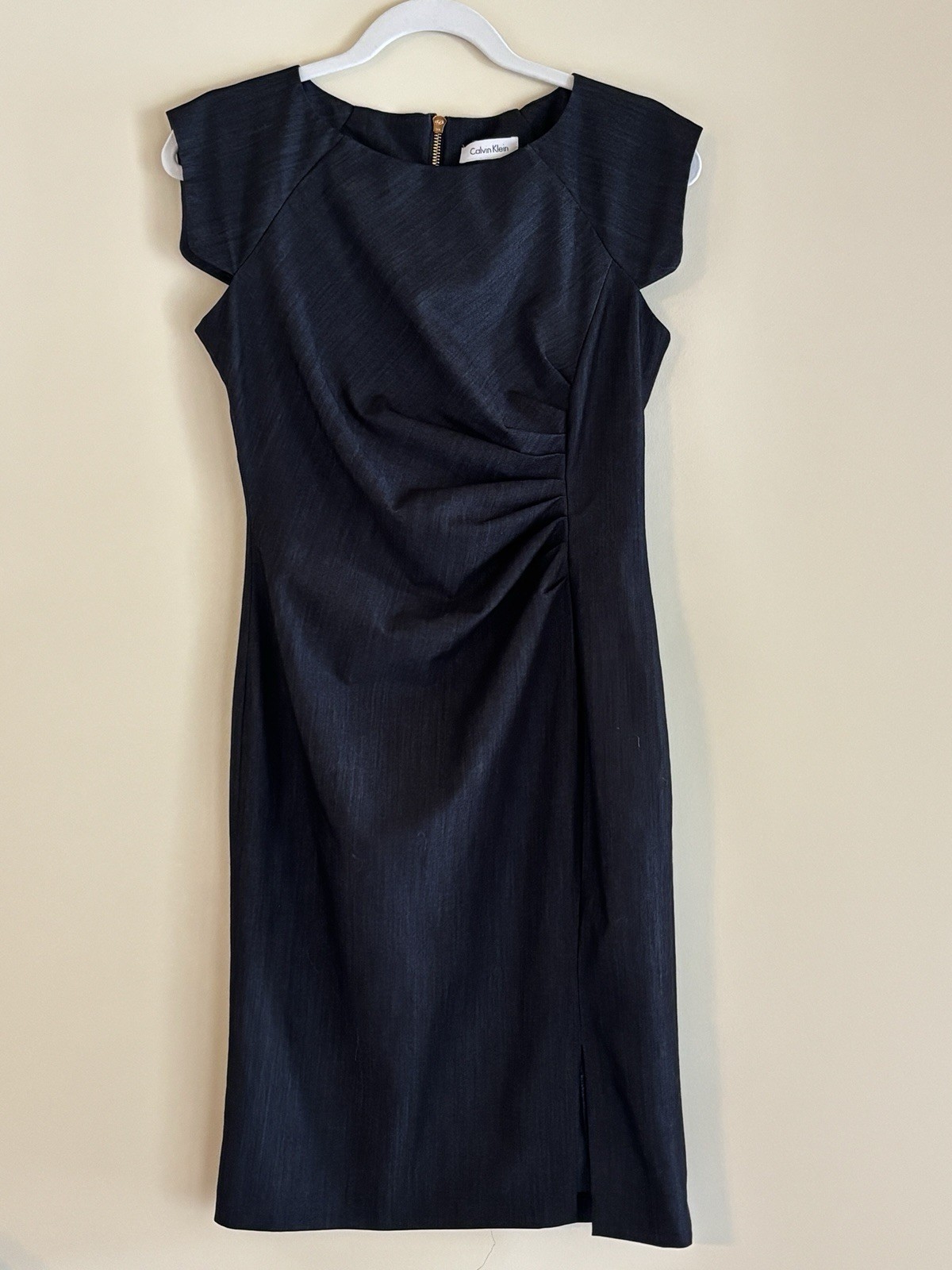 Calvin Klein Women’s Size 4 Navy Sheath Dress Ruched Career Office Midi Gold Zip