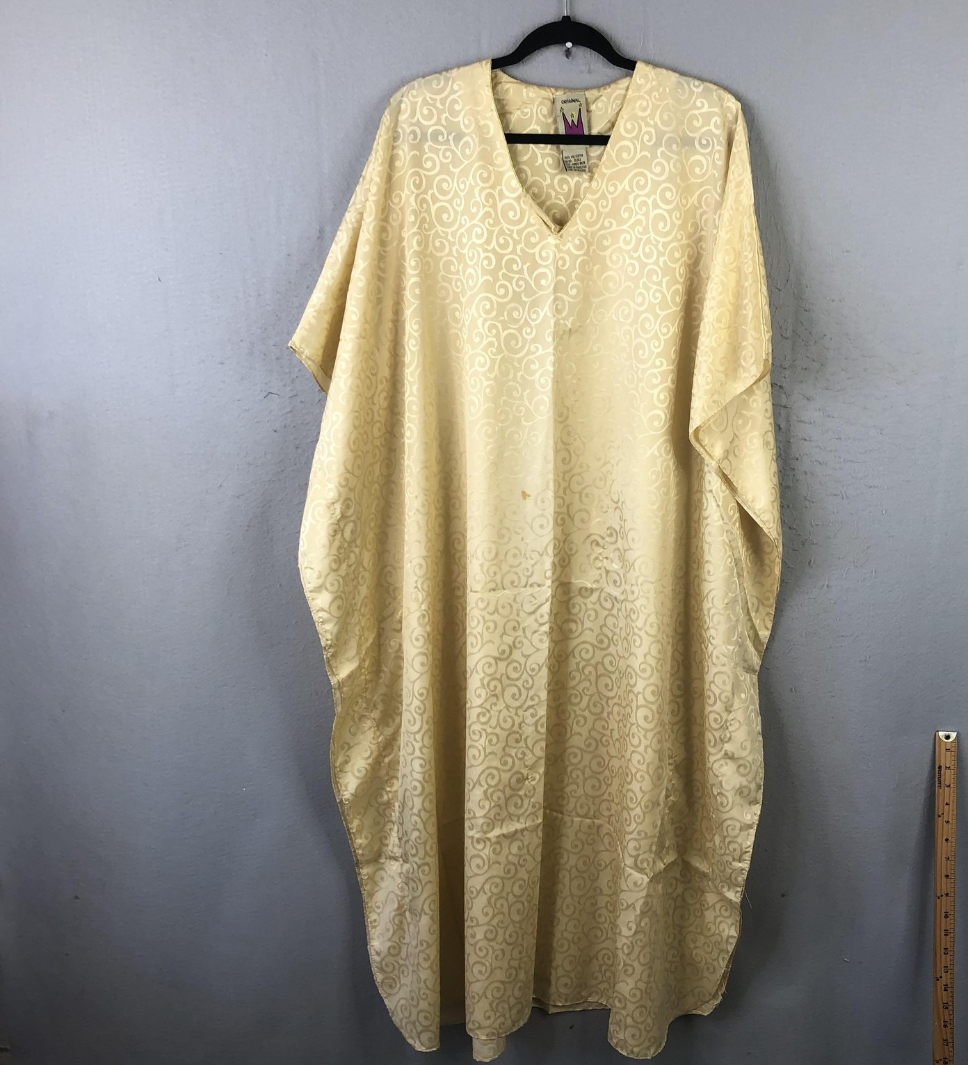 Kaftan Womens One Size Gold Scroll Jacquard V-Neck Caftan Boho Lounge Statement
