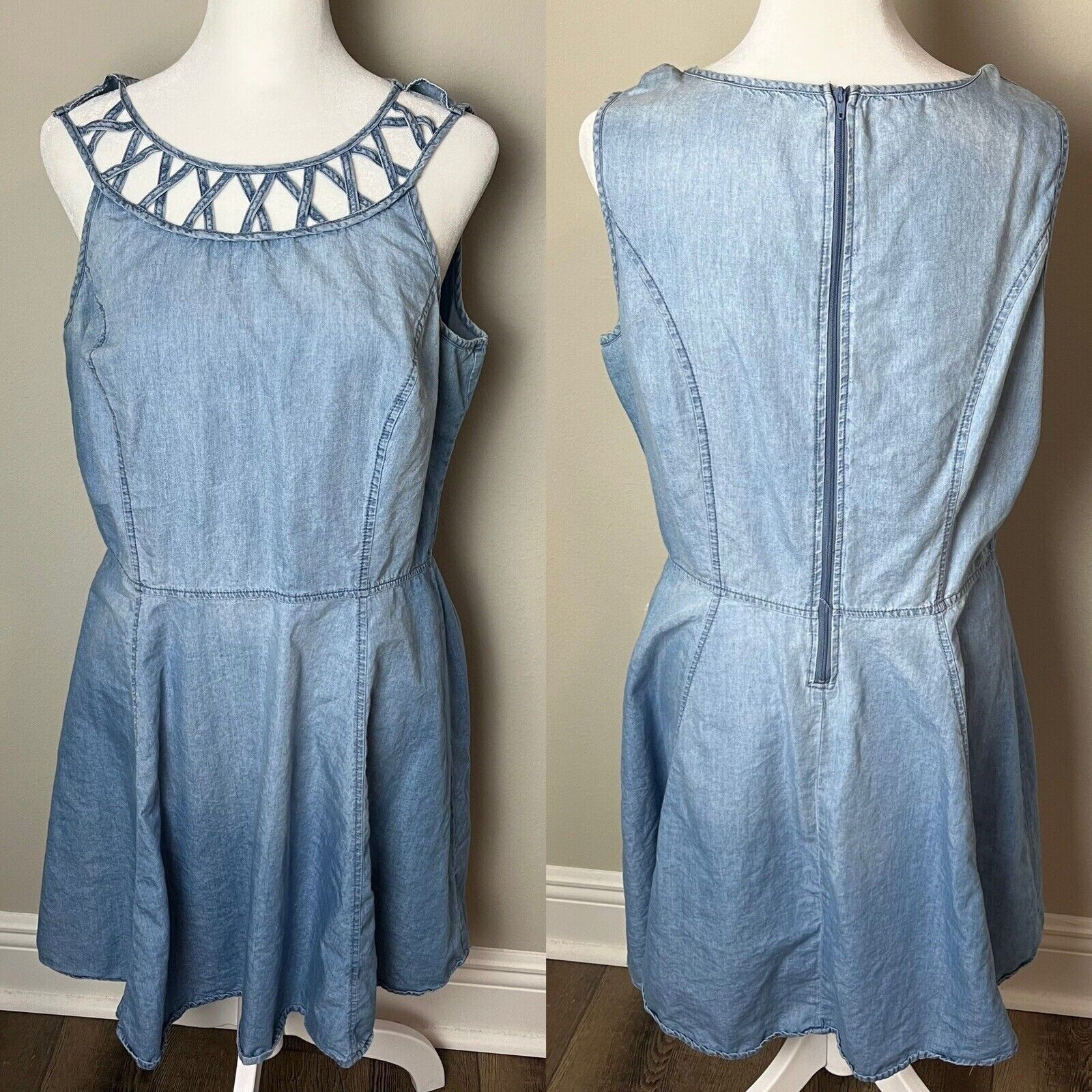 NWT $70 Miss Me Dress Size SMALL fit & flare Blue Acid Wash Denim Mini Dress