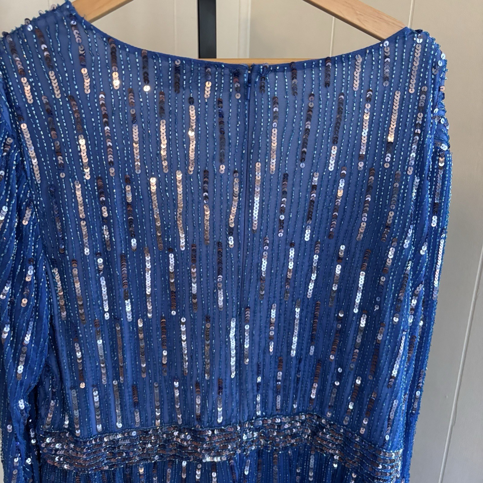 Mac Duggal Light Blue Sequin Tea-Length V-Neck Long Sleeve Formal Dress 22 *NOTE
