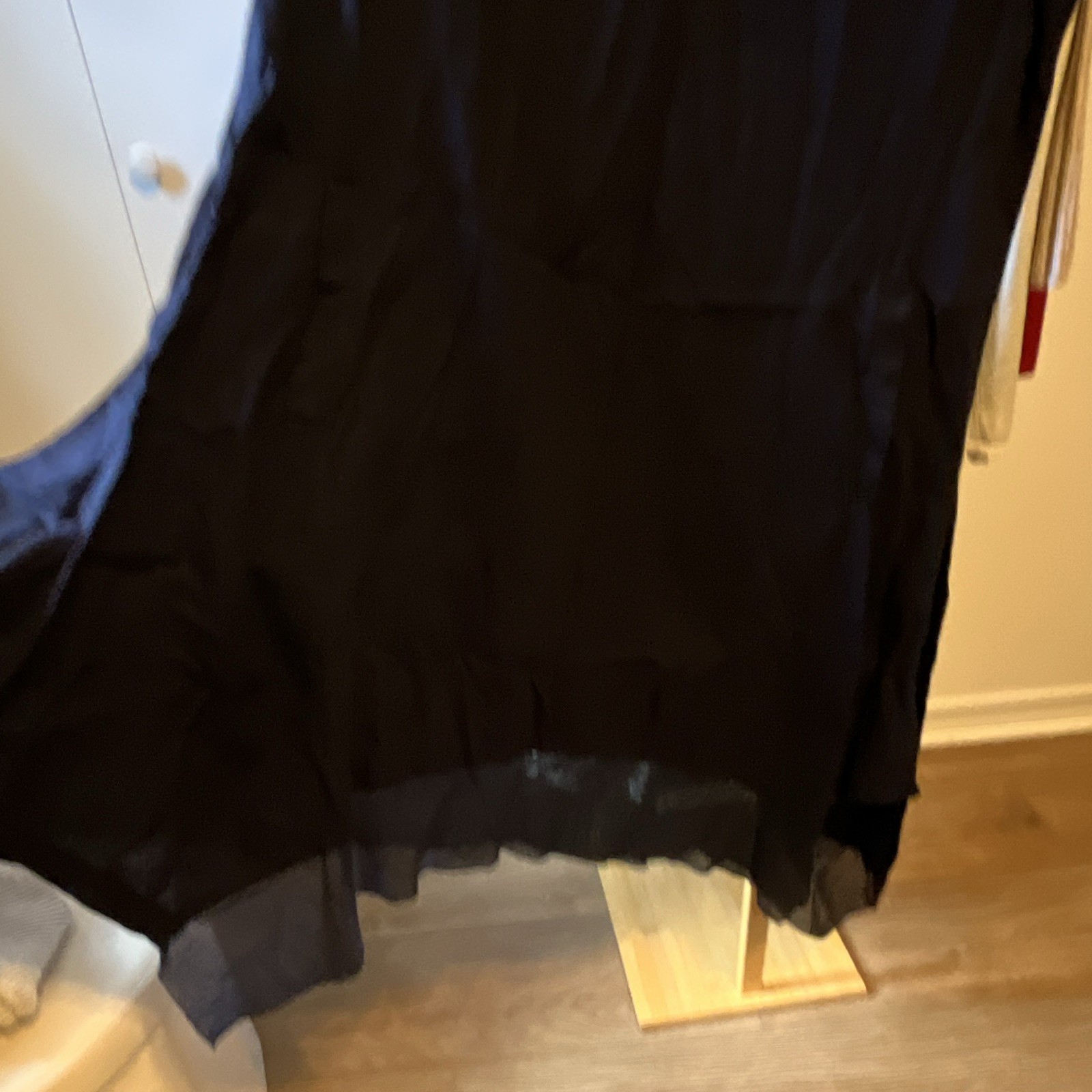Cynthia Rowley Linen Black Solid V-Neck Shift Dress Sleeveless Knee Length 1X