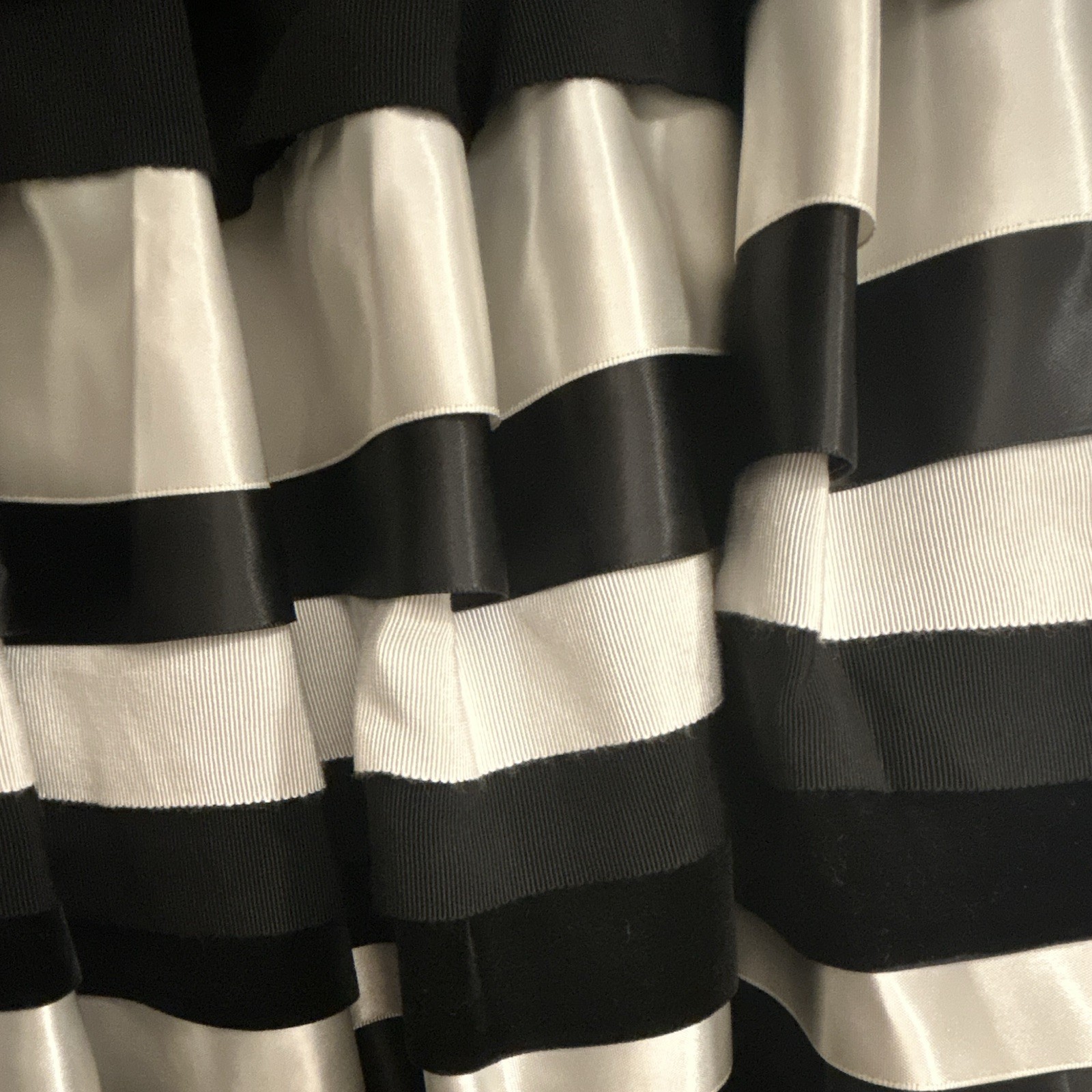 alice + olivia Black/White Striped Strapless Cocktail Dress Size 8