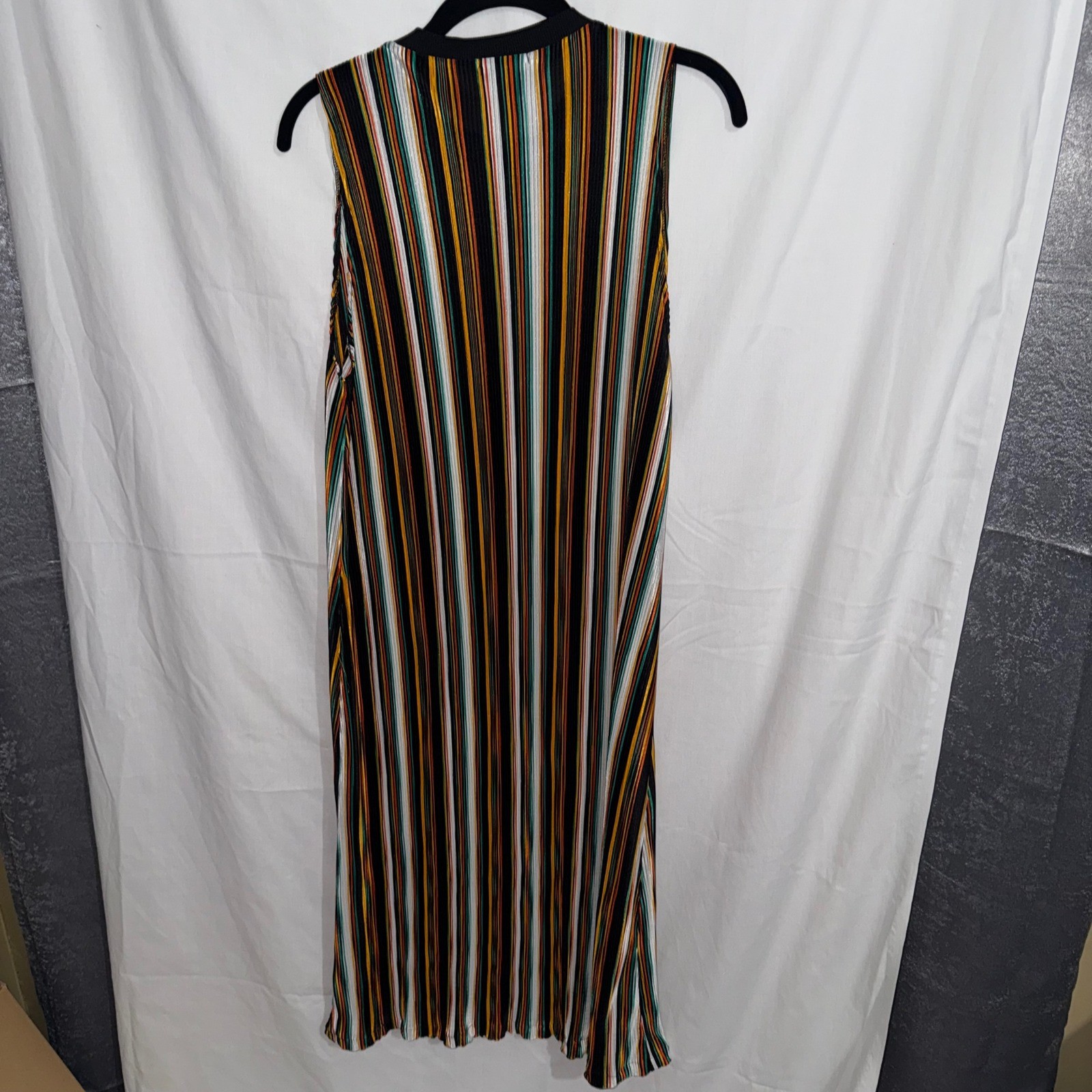 Pull&Bear Plisse Striped Midi Dress M Multicolor Sleeveless Retro Crinkle Pleats