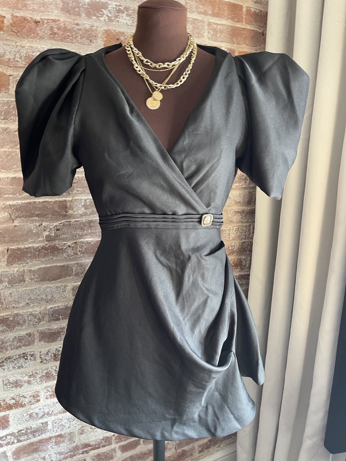 Huyen Babie Women’s Black Asymmetric Mini Dress Puff Sleeve Deep V-Neck Small