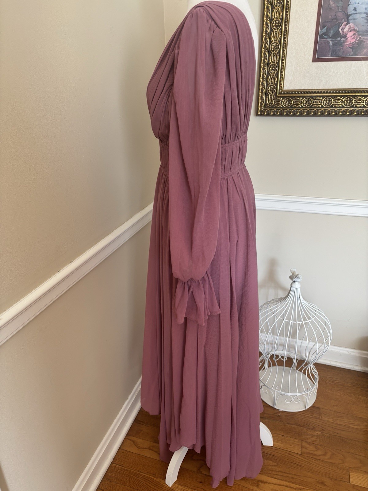 NWT Gianni Bini Womens Size 4 Mauve Midi Dress Long Sleeve V-Neck Chiffon Pleats