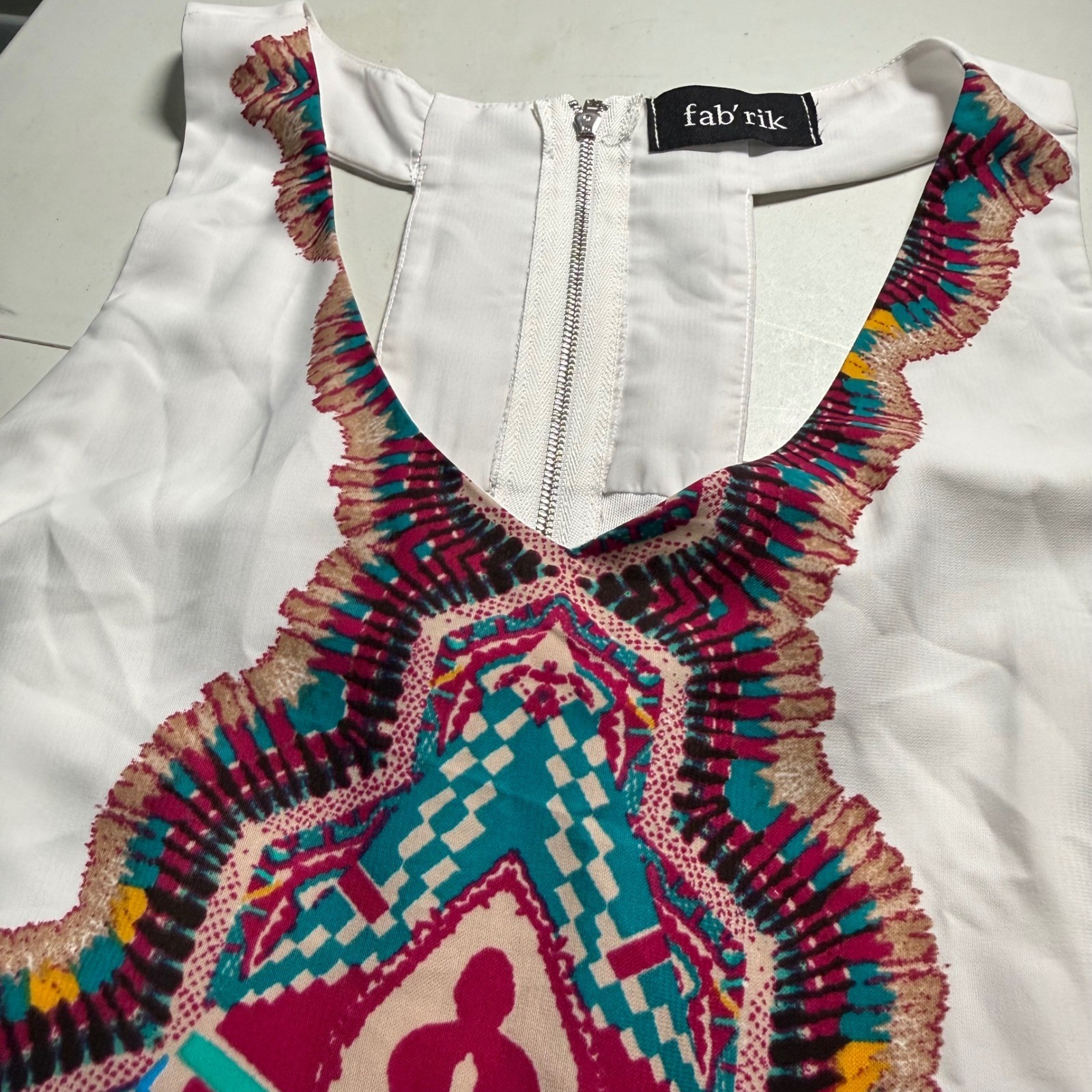 Fab’rik Women White Geometric Medallion Print T-Back Mini Shift Dress Size Large