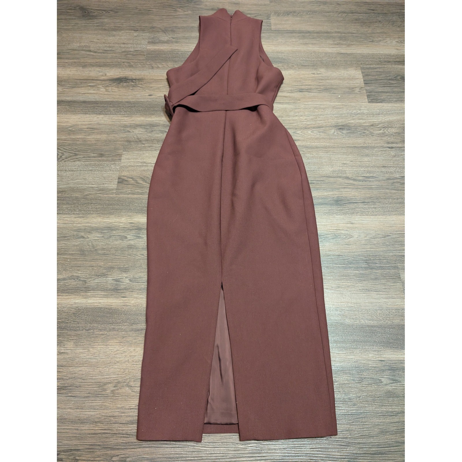 Cinq a Sept Maroon Halter Neck Belted Keyhole Midi Dress Size 4 Burgundy Slit