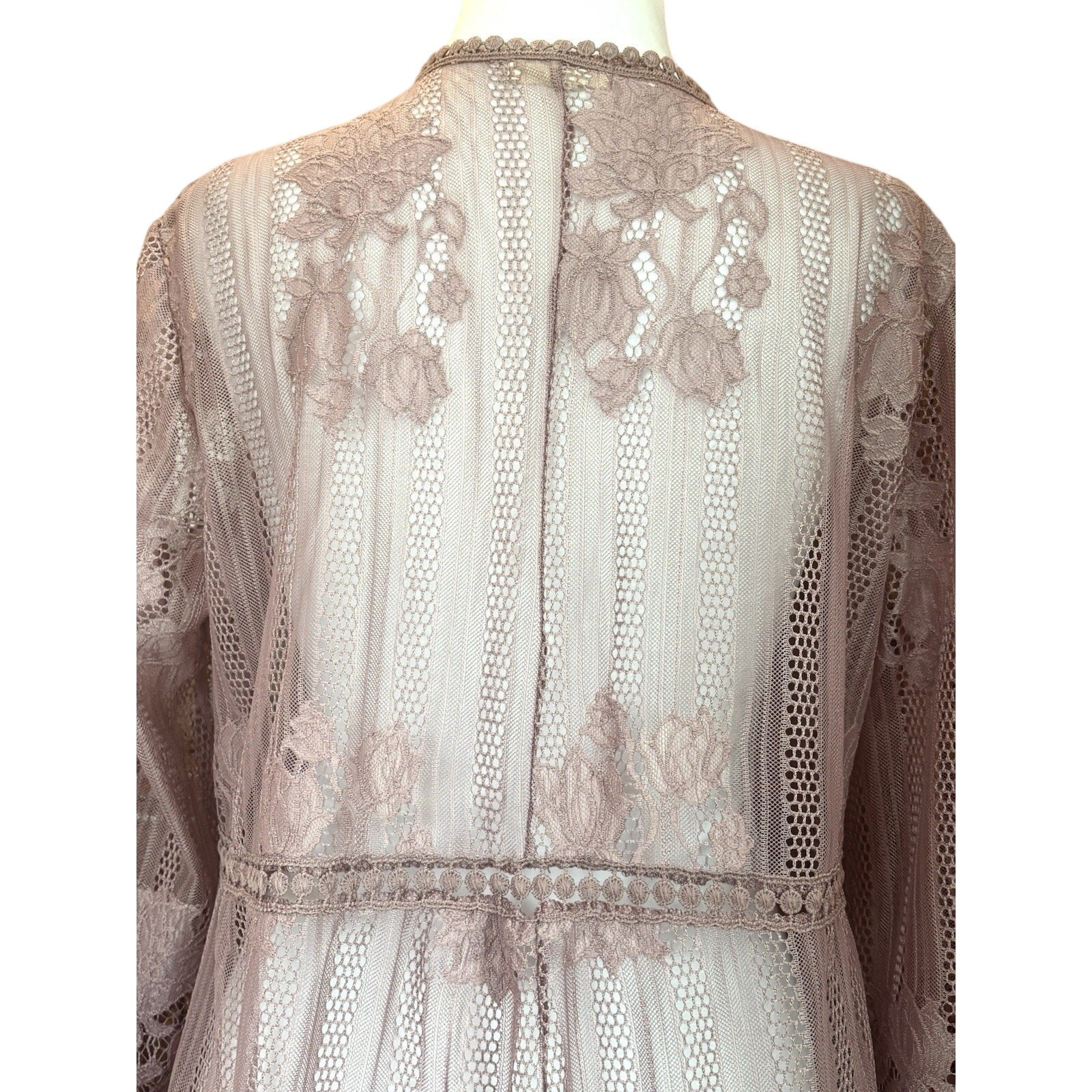 Me & U Sheer Lace Crochet Duster Cover Up Dusty Mauve Sz M Boho Chic Fairycore