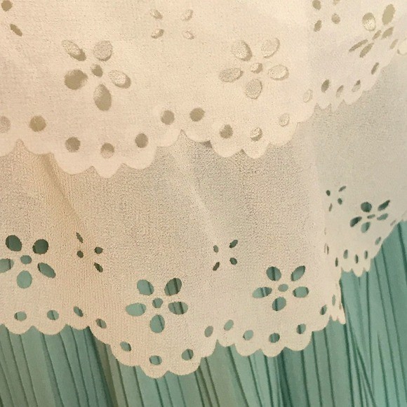 Super Cute! PALE YELLOW & BLUE RUFFLE PLEATED DRESS