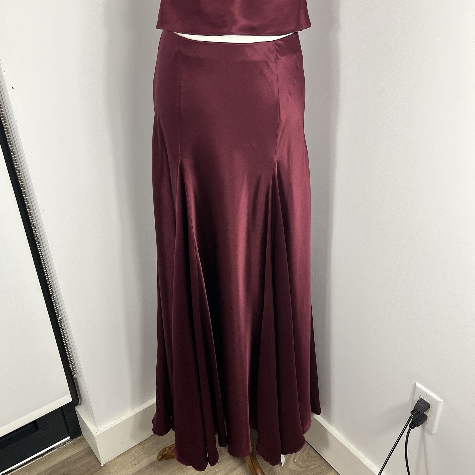 Reformation Sera Silk Two Piece set Size 6 Maxi Skirt Top Silk Boysenberry $498