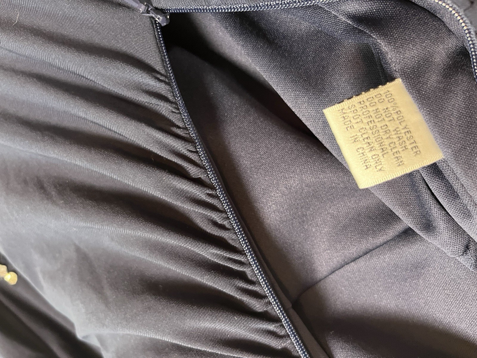 Mac Duggal Beaded Cuff Drop One Shoulder Jersey Ruched Side Slit Gown Sz 4