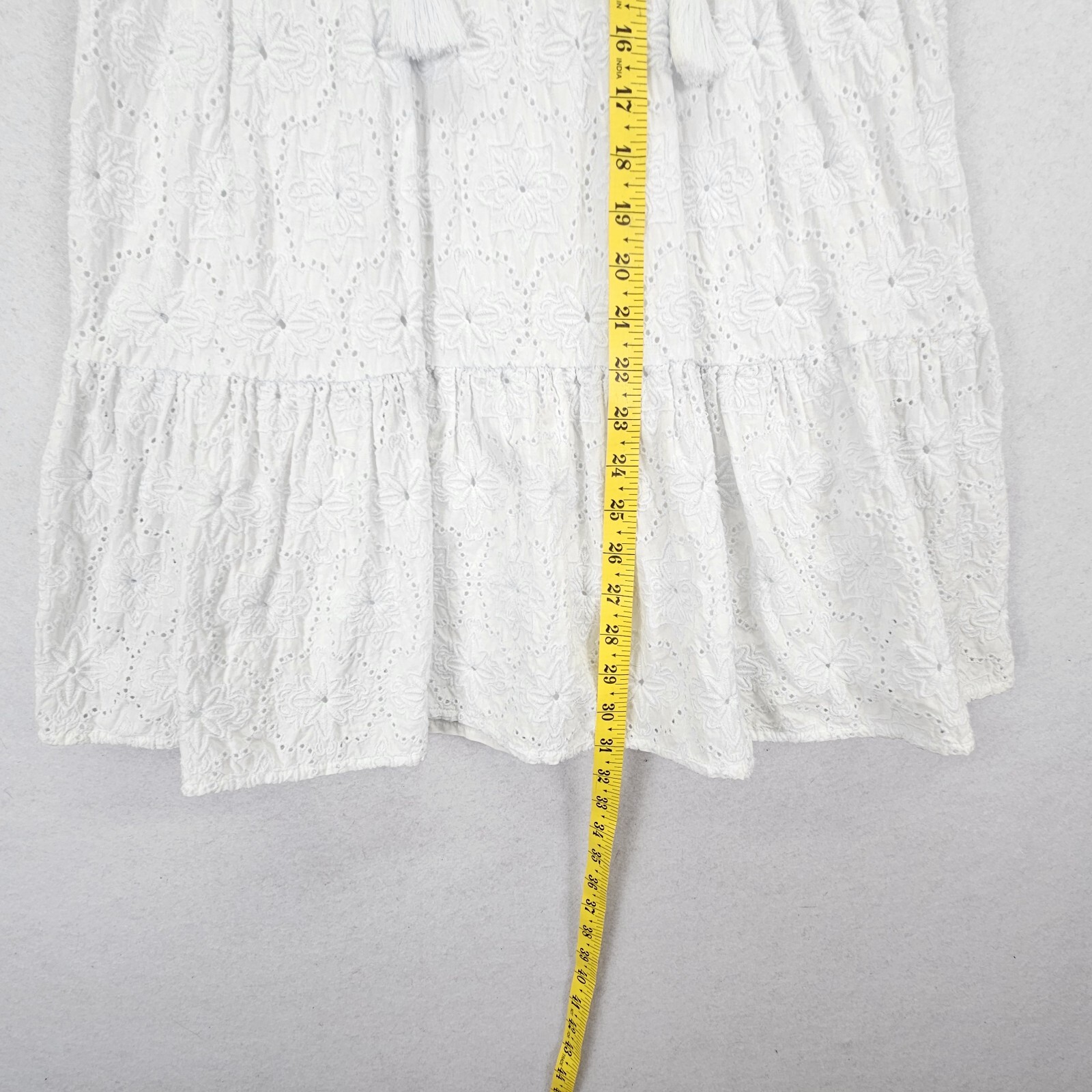 Vineyard Vines White Cotton Eyelet Dress Tiered Boho Resort Women XXS Flattering