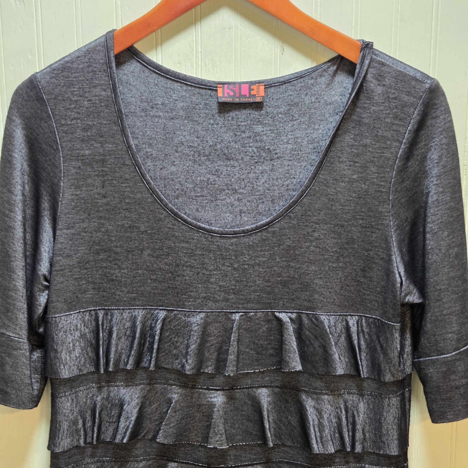 Isle Apparel Dress Womens Medium Gray Ruffle Tiered Half Sleeve Short Jersey