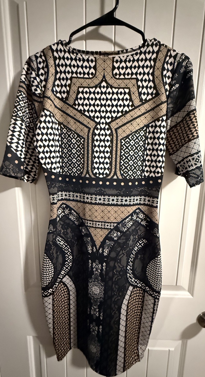 GOODTIME USA Black White Beige Geometric Bodycon Shift Dress 3/4 Sleeve L
